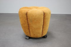 Jindrich Halabala, reposapiés otomano, taburete de mediados de siglo, Checoslovaquia, tapizado