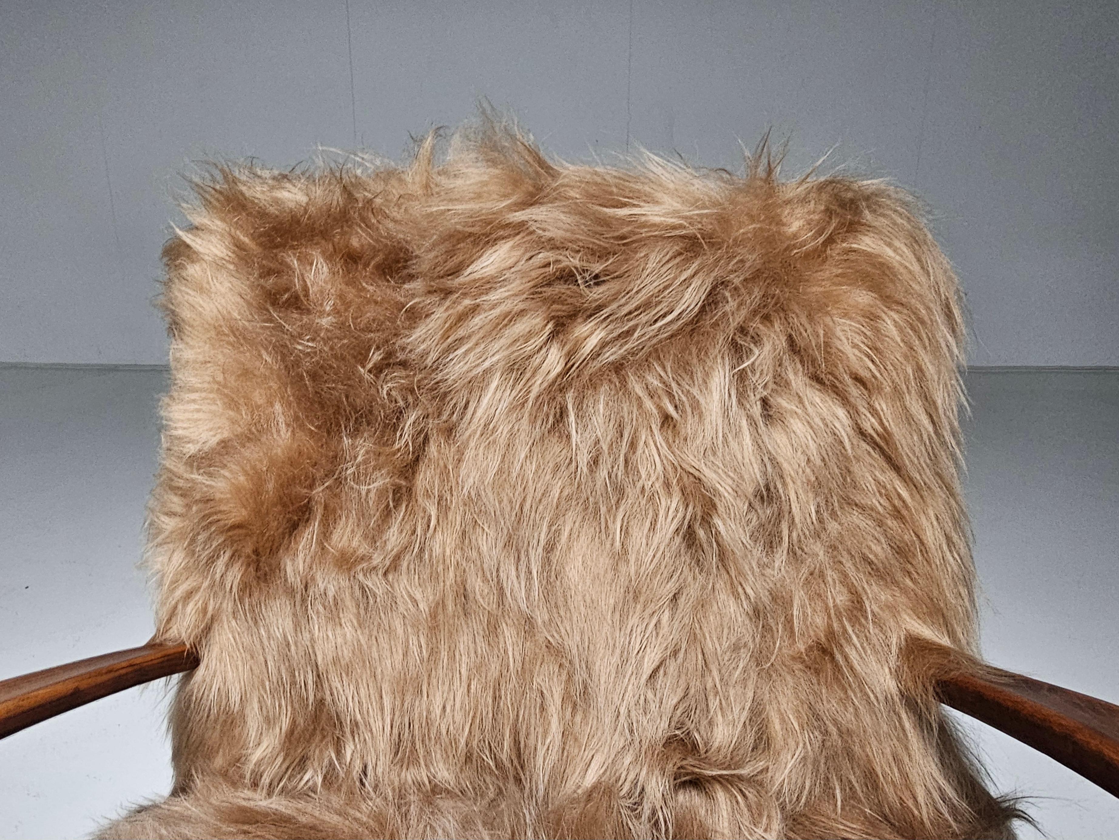 Cuir de mouton Chaise longue Jindrich Halabala H269 en peau de mouton mongole beige, années 1930