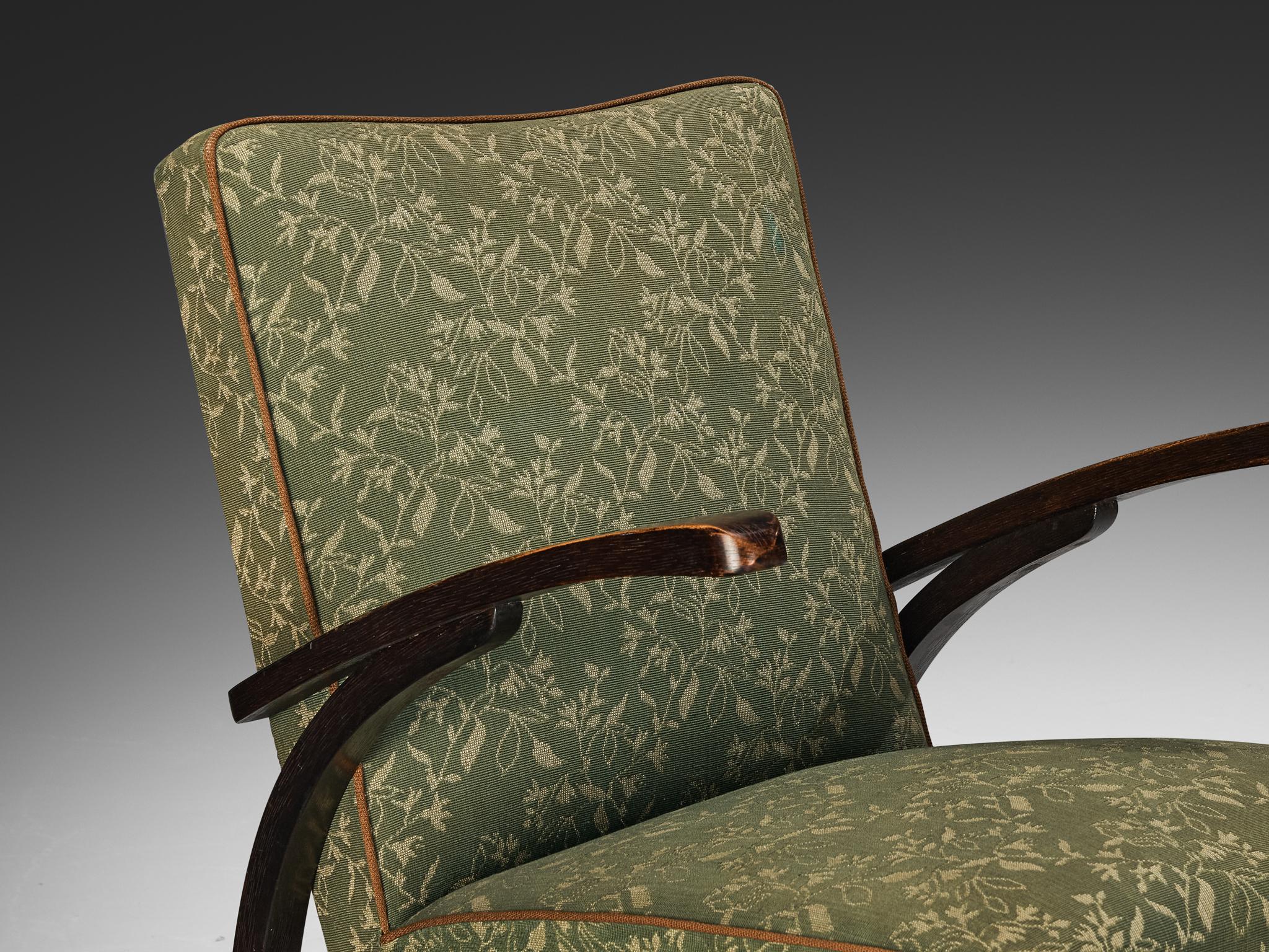 Tchèque Jindřich Halabala Lounge Chair en tissu floral vert en vente
