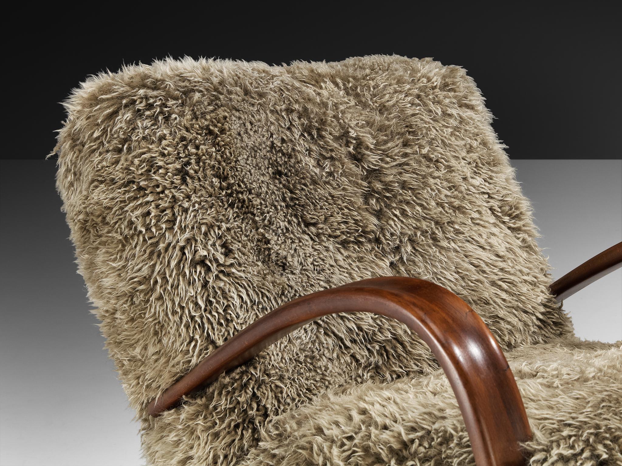 Jindřich Halabala Loungesessel aus grauer Lambswool im Zustand „Gut“ im Angebot in Waalwijk, NL