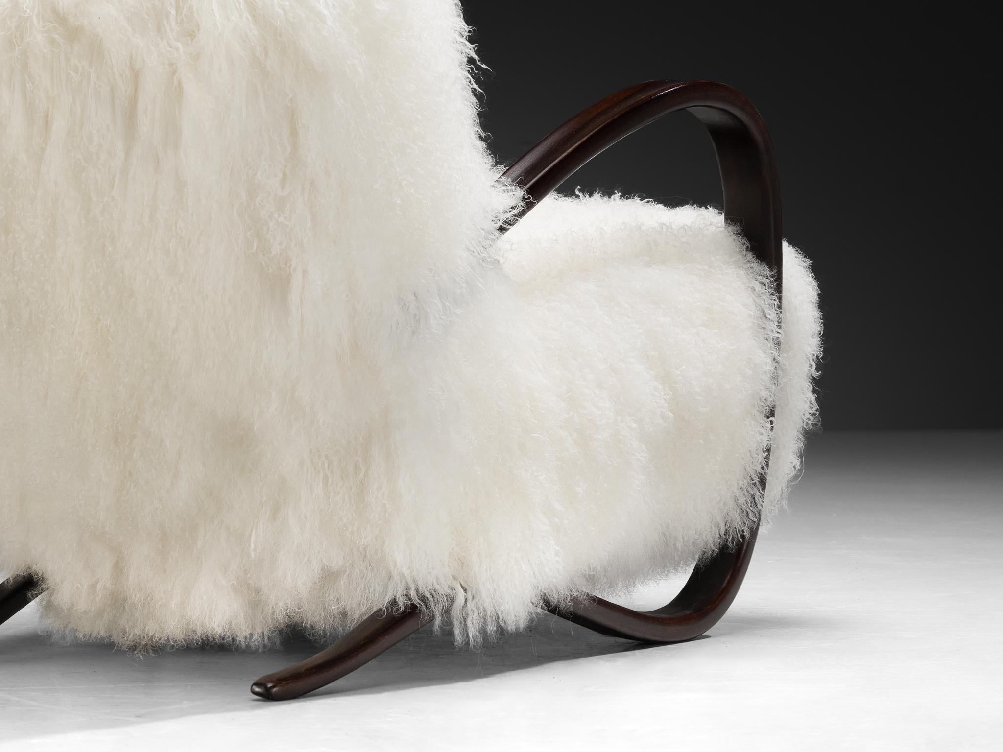 Jindrich Halabala Lounge Chair in White Tibetan Lambswool In Good Condition In Waalwijk, NL