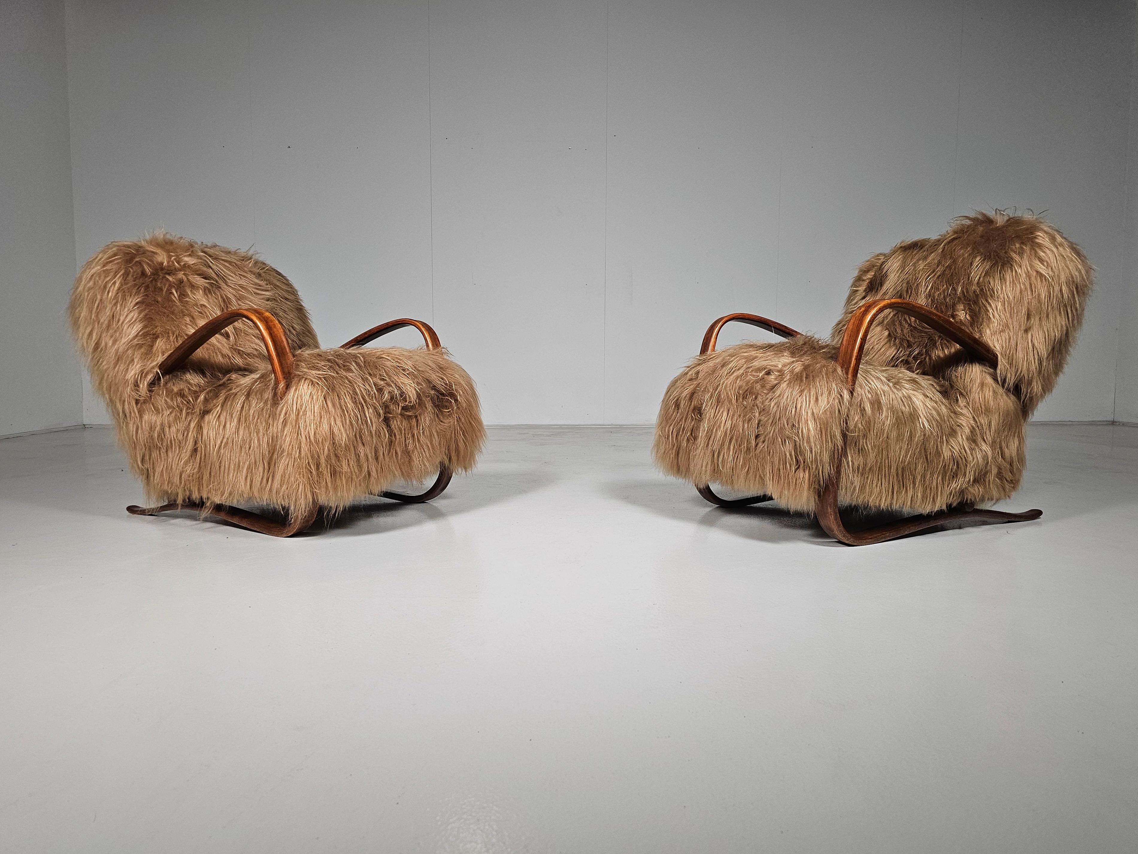 Jindrich Halabala, sillones de salón. modelo 