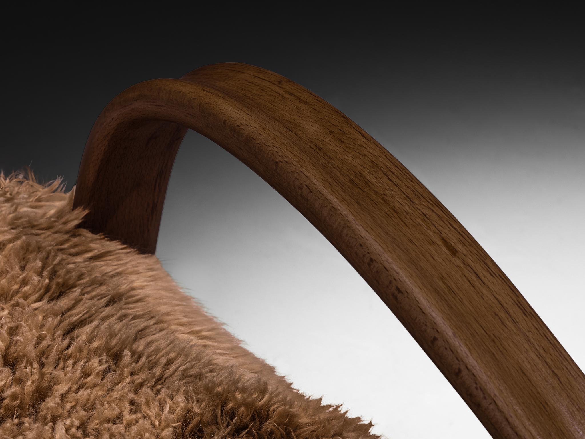 Jindřich Halabala Chaises longues en laine d'agneau tibétaine brune en vente 2