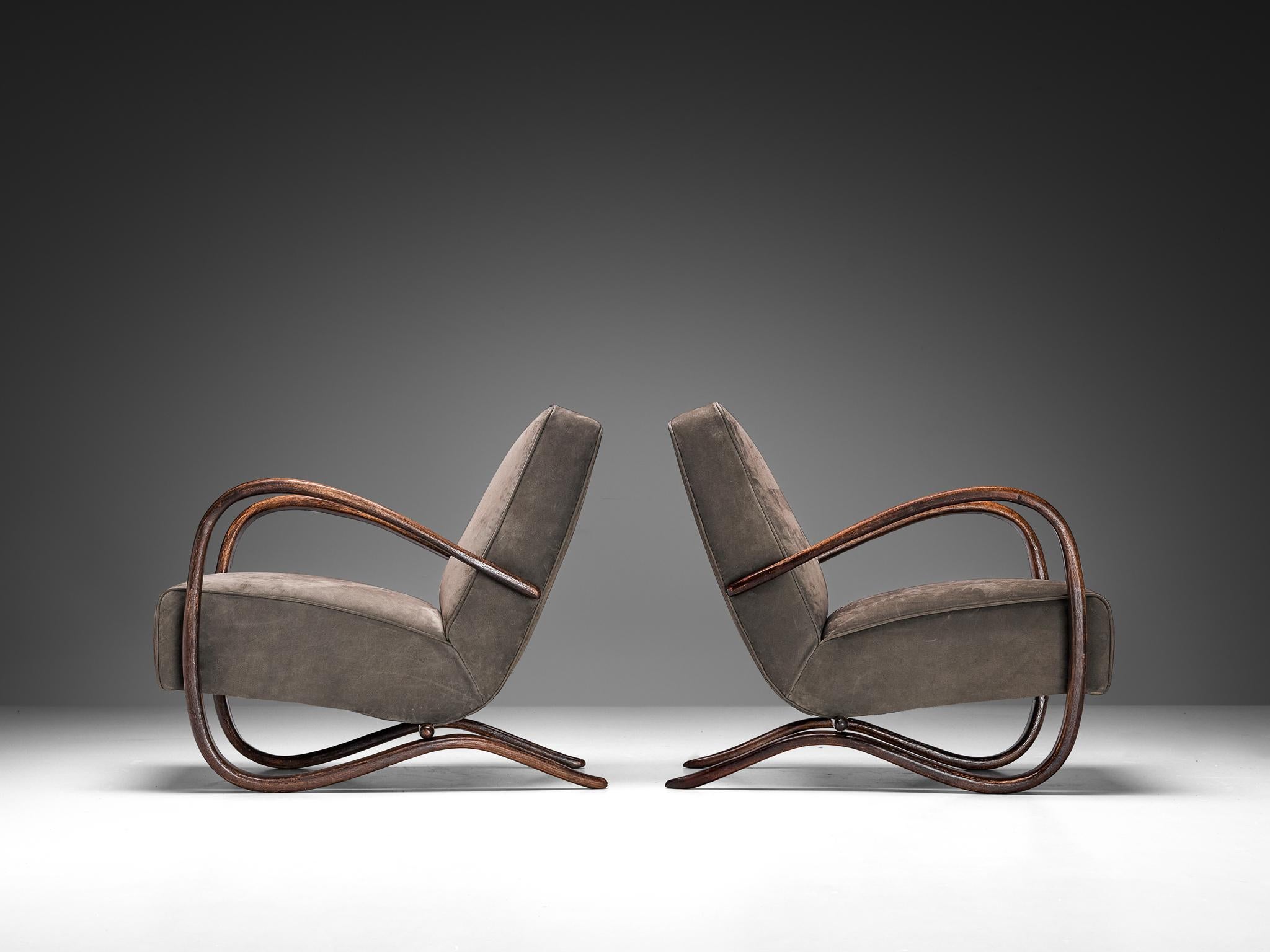 Jindrich Halabala Lounge Chairs in Grey Nubuck Leather In Good Condition For Sale In Waalwijk, NL