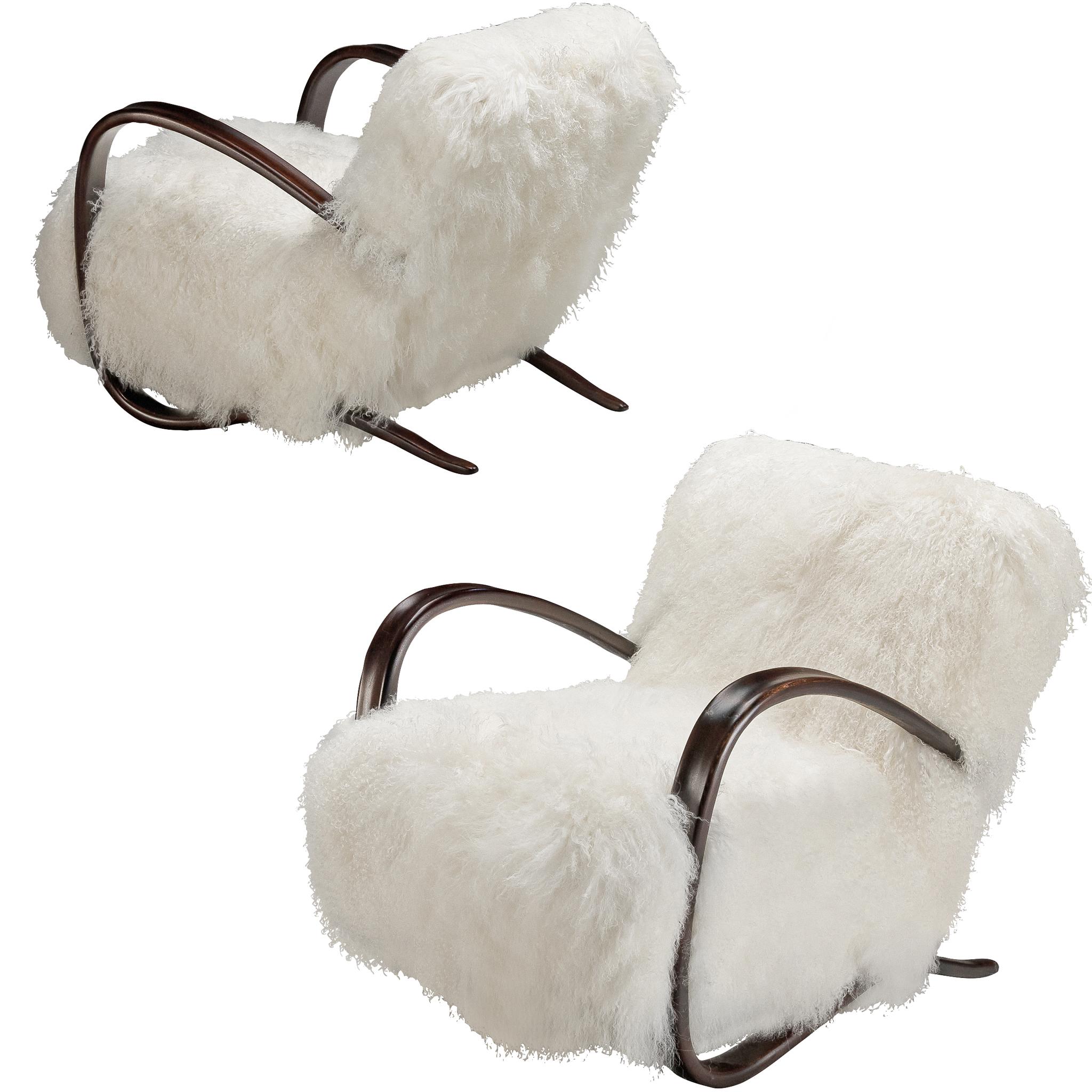 Sillones Jindrich Halabala de lana de cordero tibetana blanca