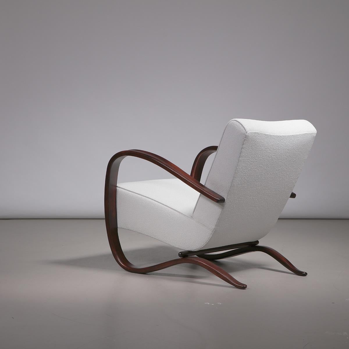 Lounge chair in wood and fabric, model 