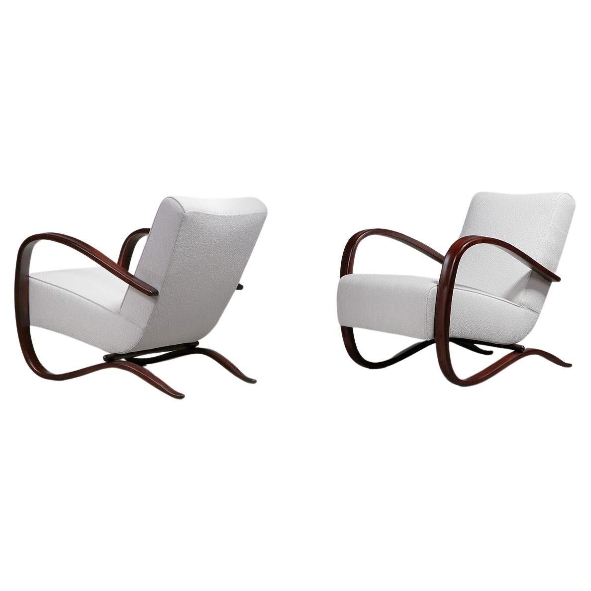 Jindřich Halabala Pair of 'H-269' Armchairs in Wood and Fabric, 1930s