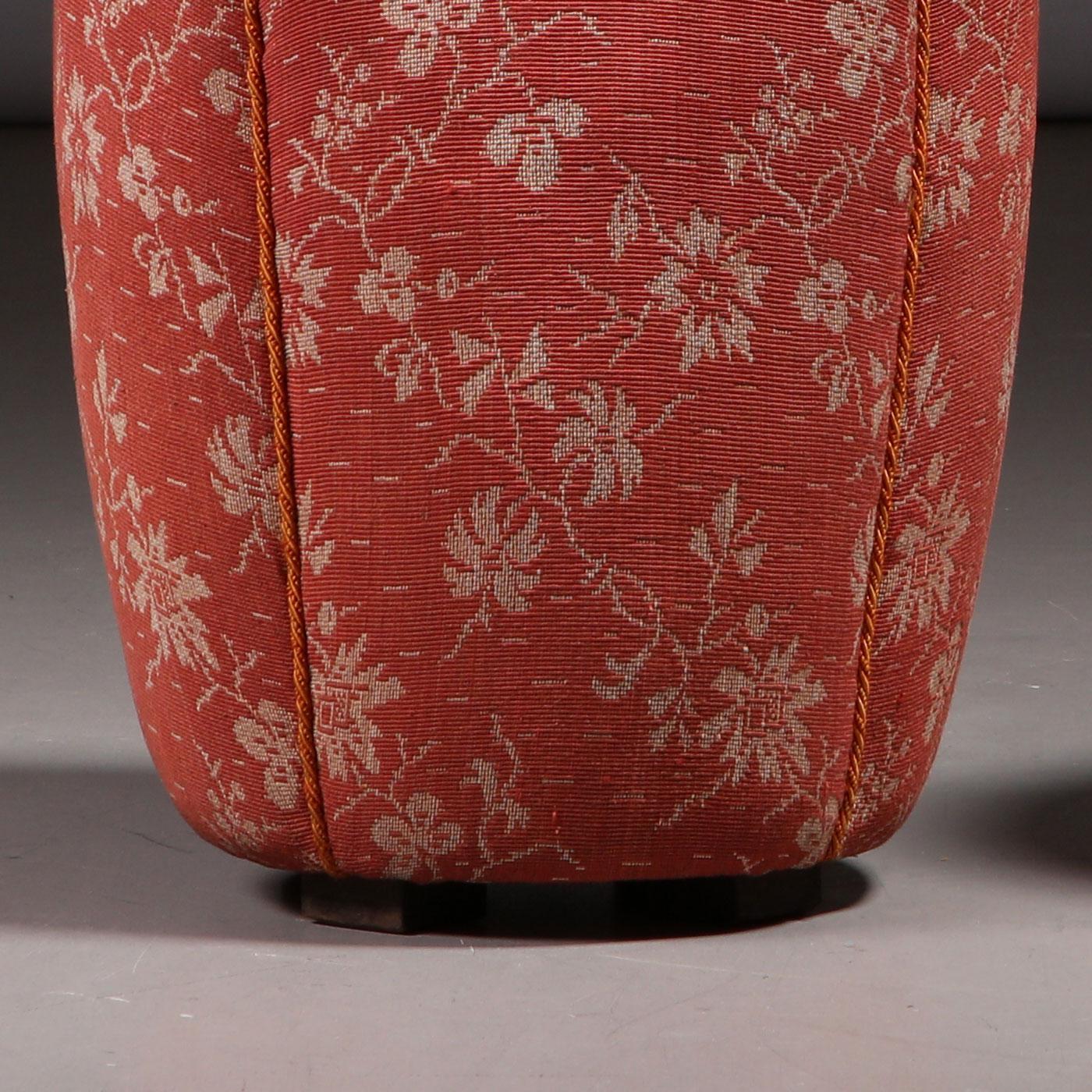 Czech Jindřich Halabala Pair of Stools in Coral Floral Fabric, 1930s For Sale