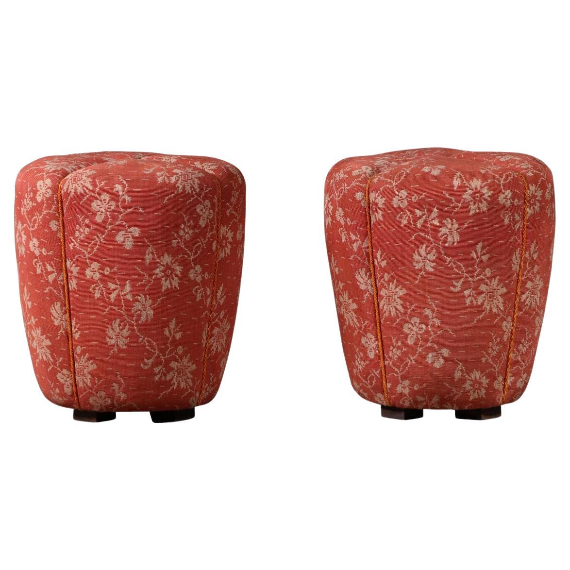 Jindřich Halabala Pair of Stools in Coral Floral Fabric, 1930s For Sale