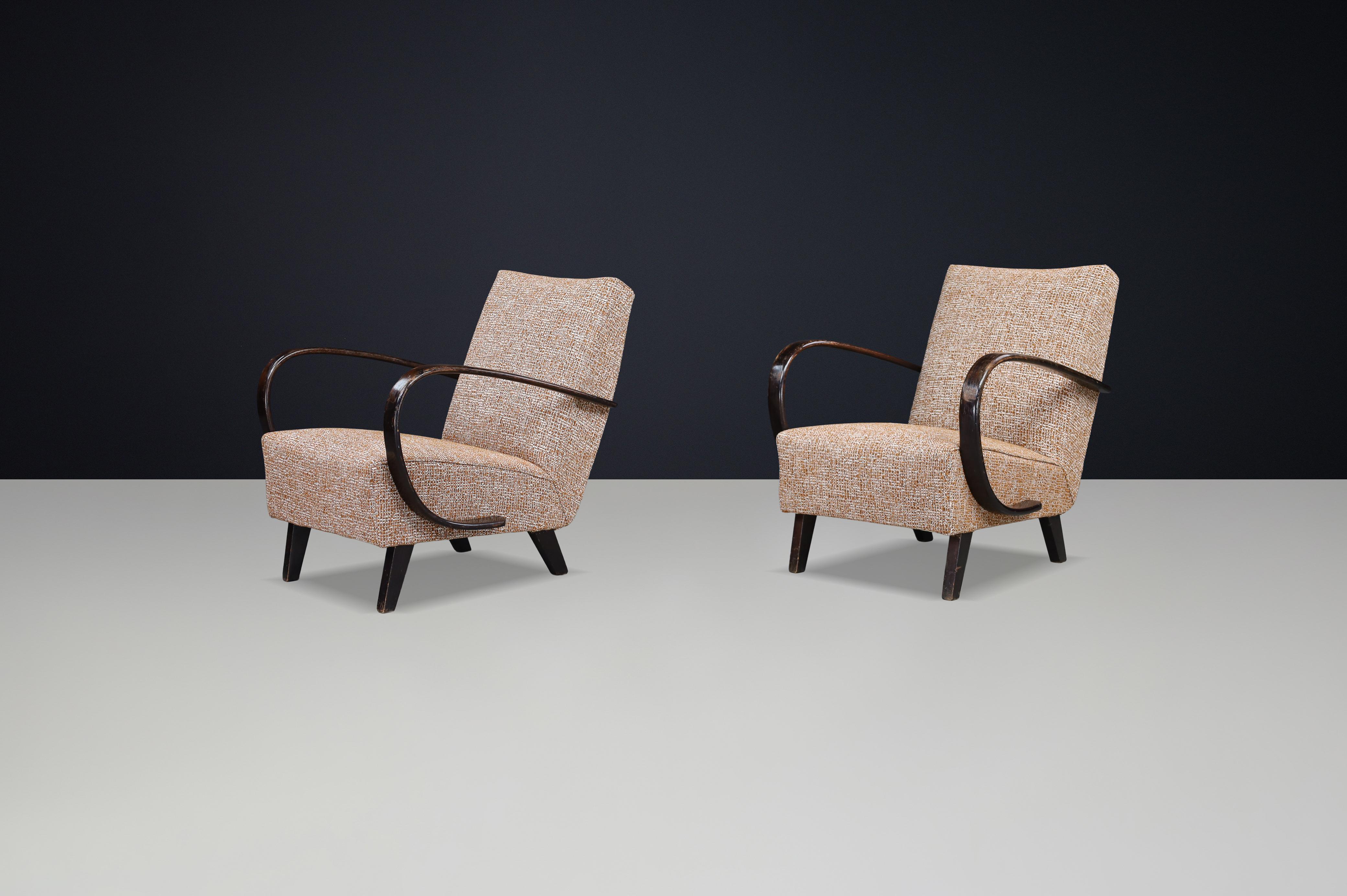 Mid-Century Modern Jindřich Halabala Chaises longues en bentwood, 1940, République tchèque en vente