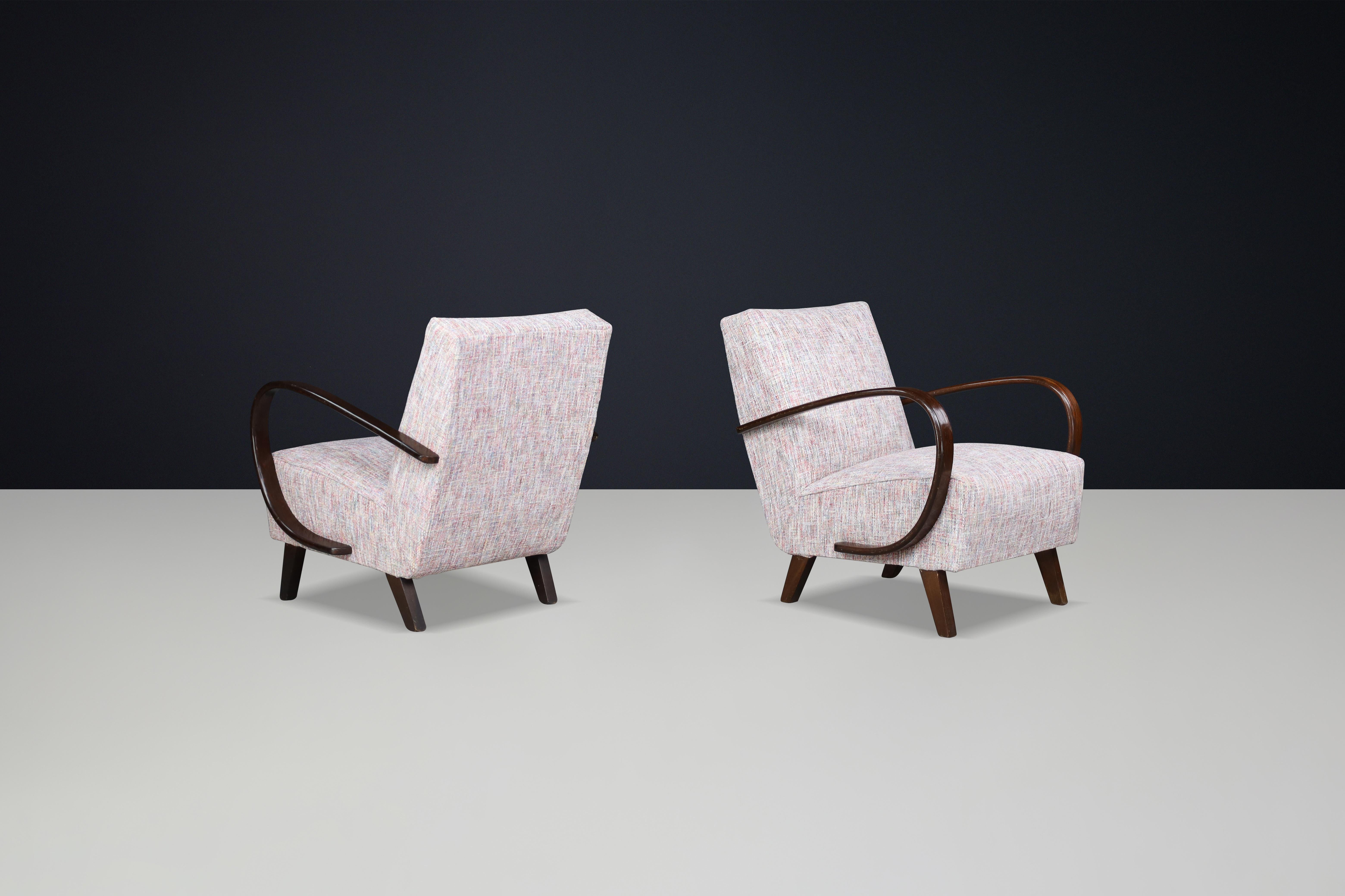 Jindrich Halabala, neu gepolsterte Loungesessel aus Bugholz, 1940er-Jahre (Art déco) im Angebot