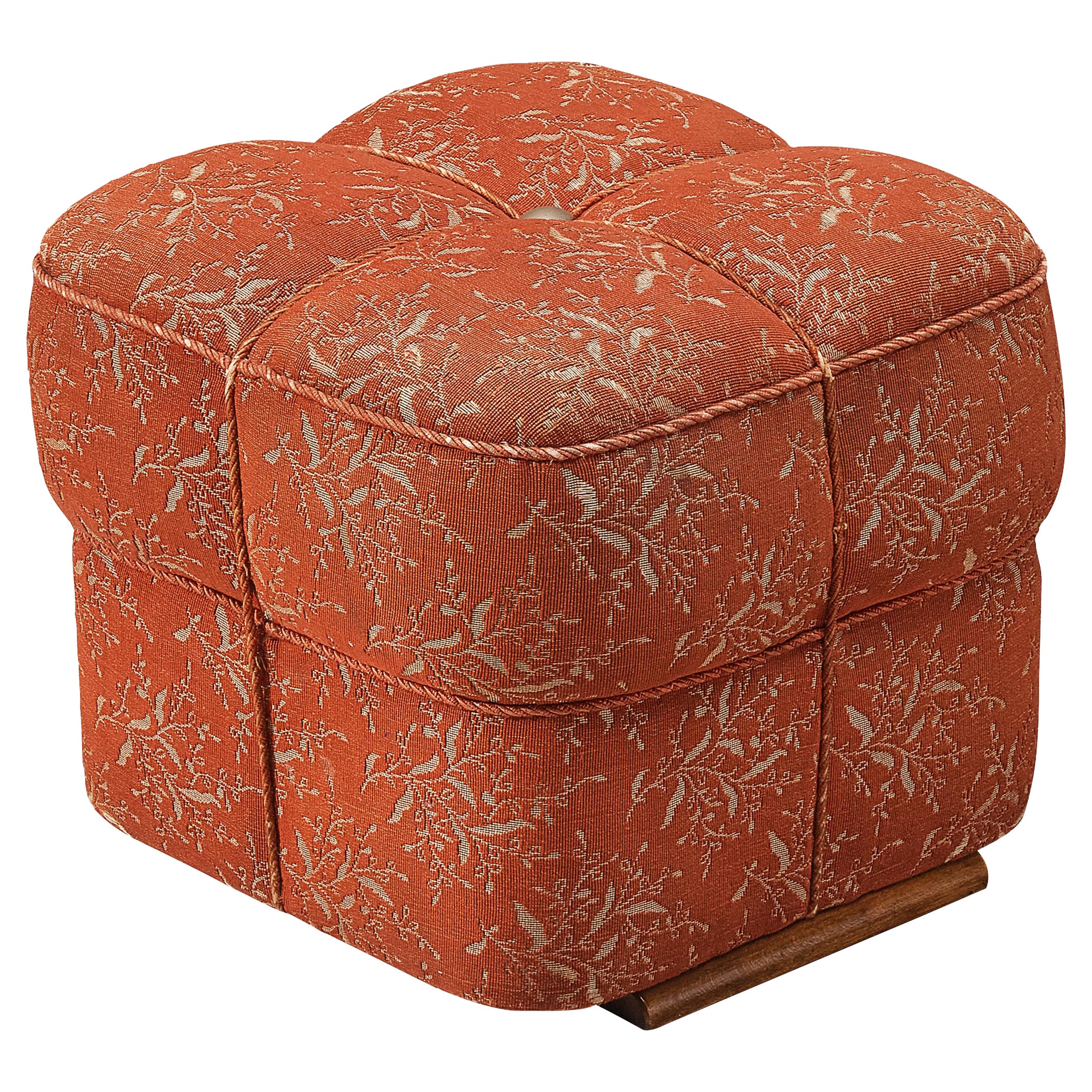 Sgabello quadrato Jindrich Halabala con tappezzeria decorativa in vendita