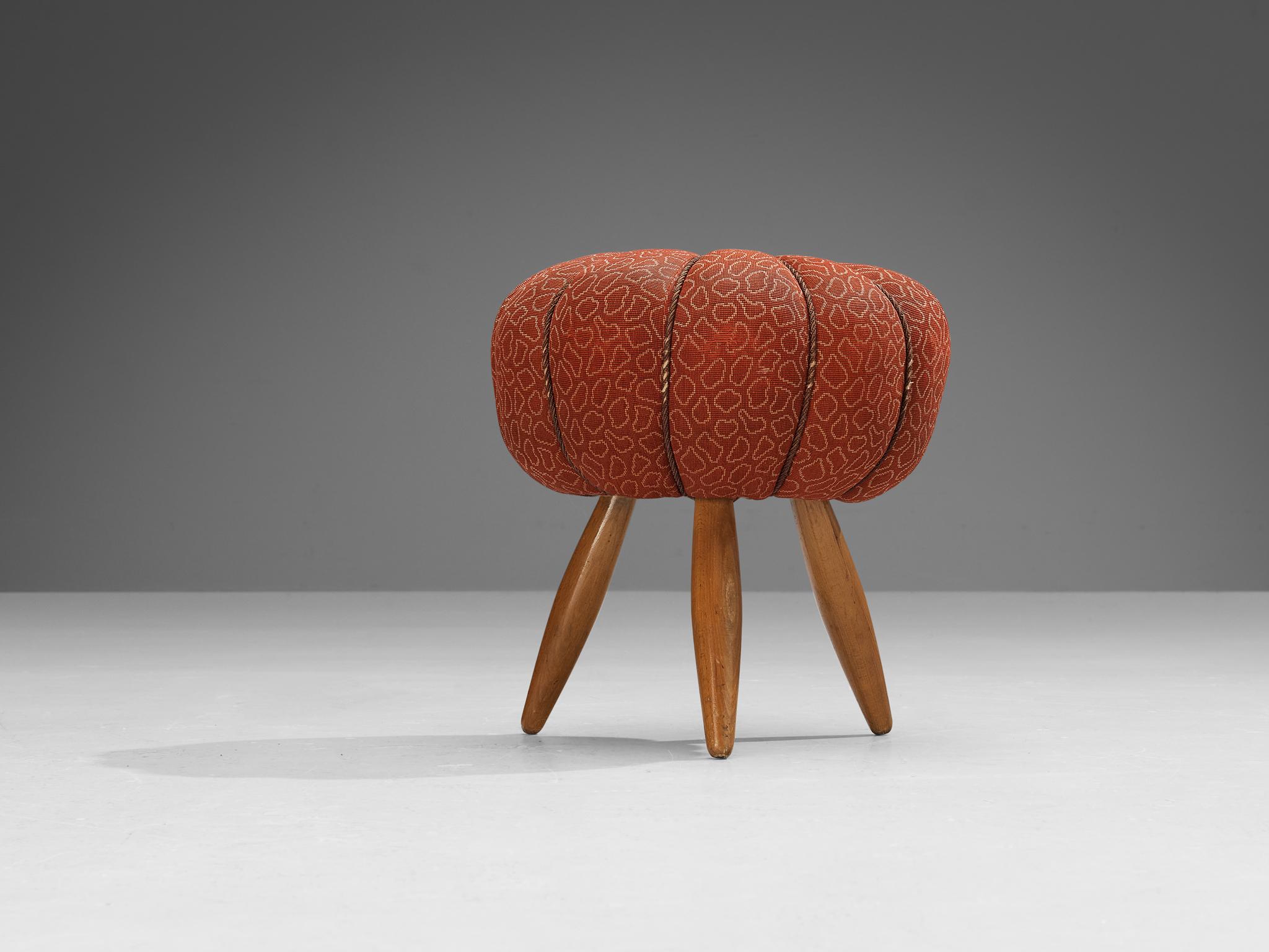 Ceco Sgabello Jindrich Halabala con tappezzeria decorativa in vendita