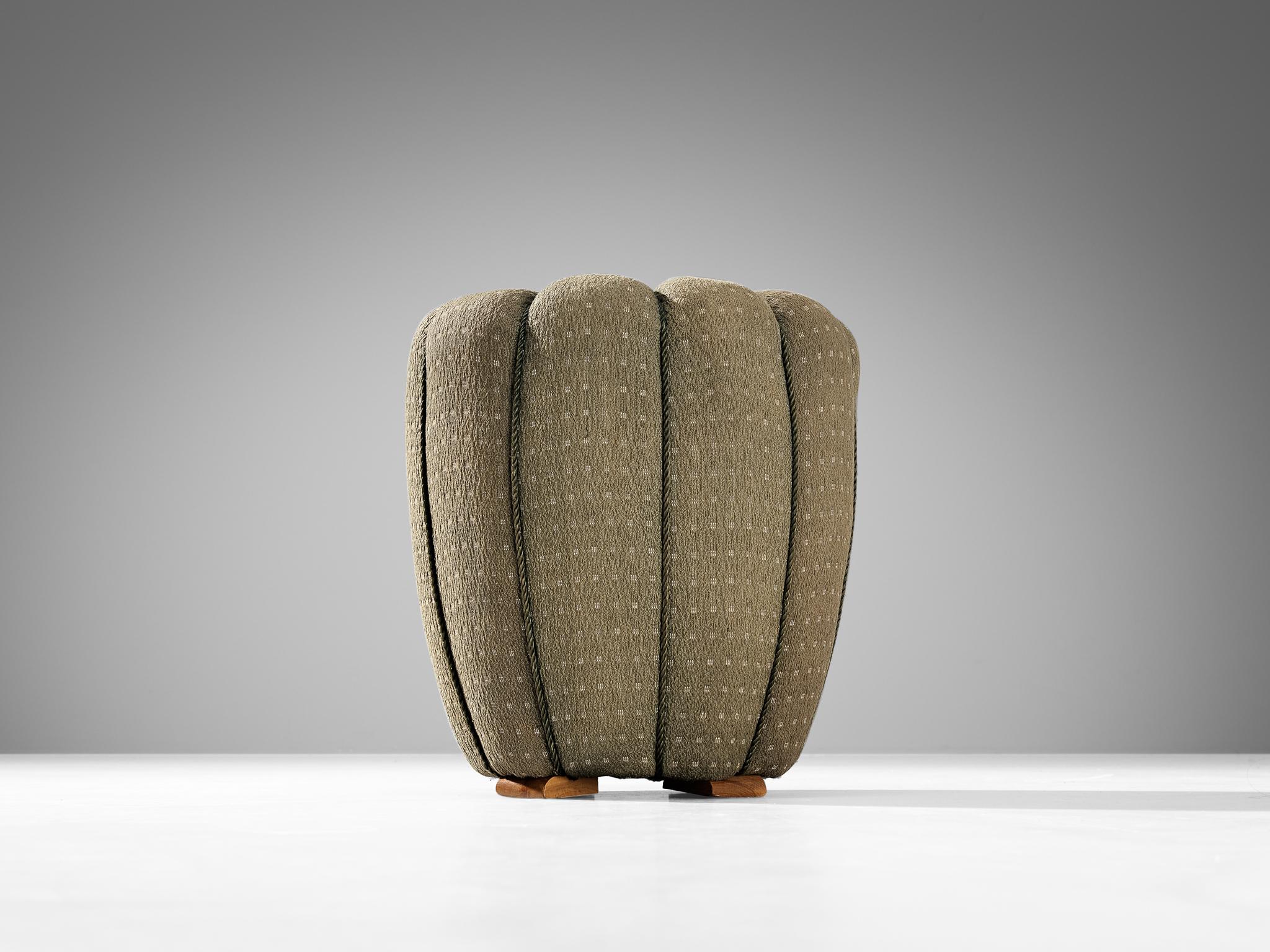 Jindrich Halabala Stool in Decorative Upholstery In Good Condition In Waalwijk, NL
