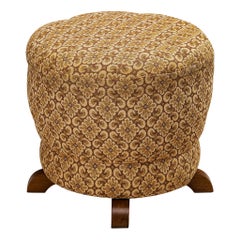 Sgabello Jindrich Halabala con tappezzeria decorativa