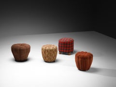 Sgabelli Jindrich Halabala con tappezzeria decorativa
