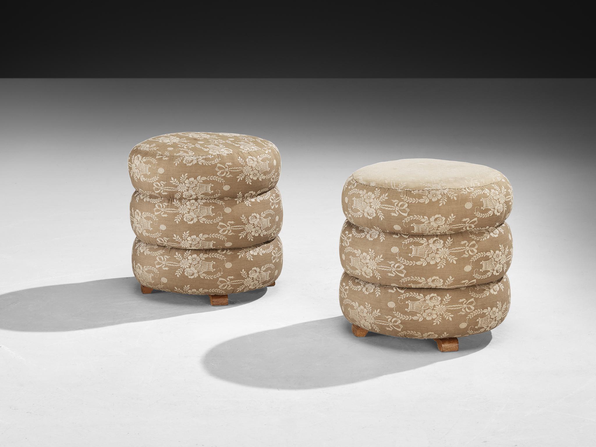 Jindrich Halabala Stools in Decorative Upholstery In Good Condition For Sale In Waalwijk, NL