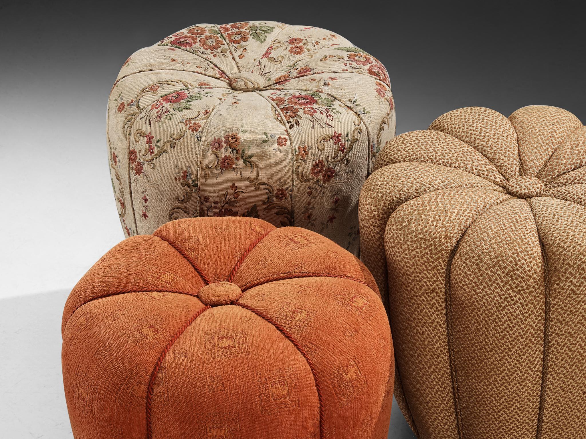 Jindrich Halabala Stools in Decorative Upholstery In condizioni buone in vendita a Waalwijk, NL
