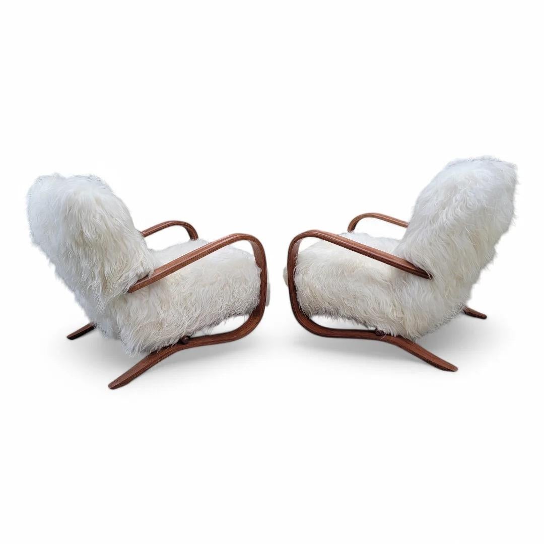 Jindrich Halabala Style Lounge Chairs In Natural Tibetan Lambswool - Pair In Good Condition In Chicago, IL