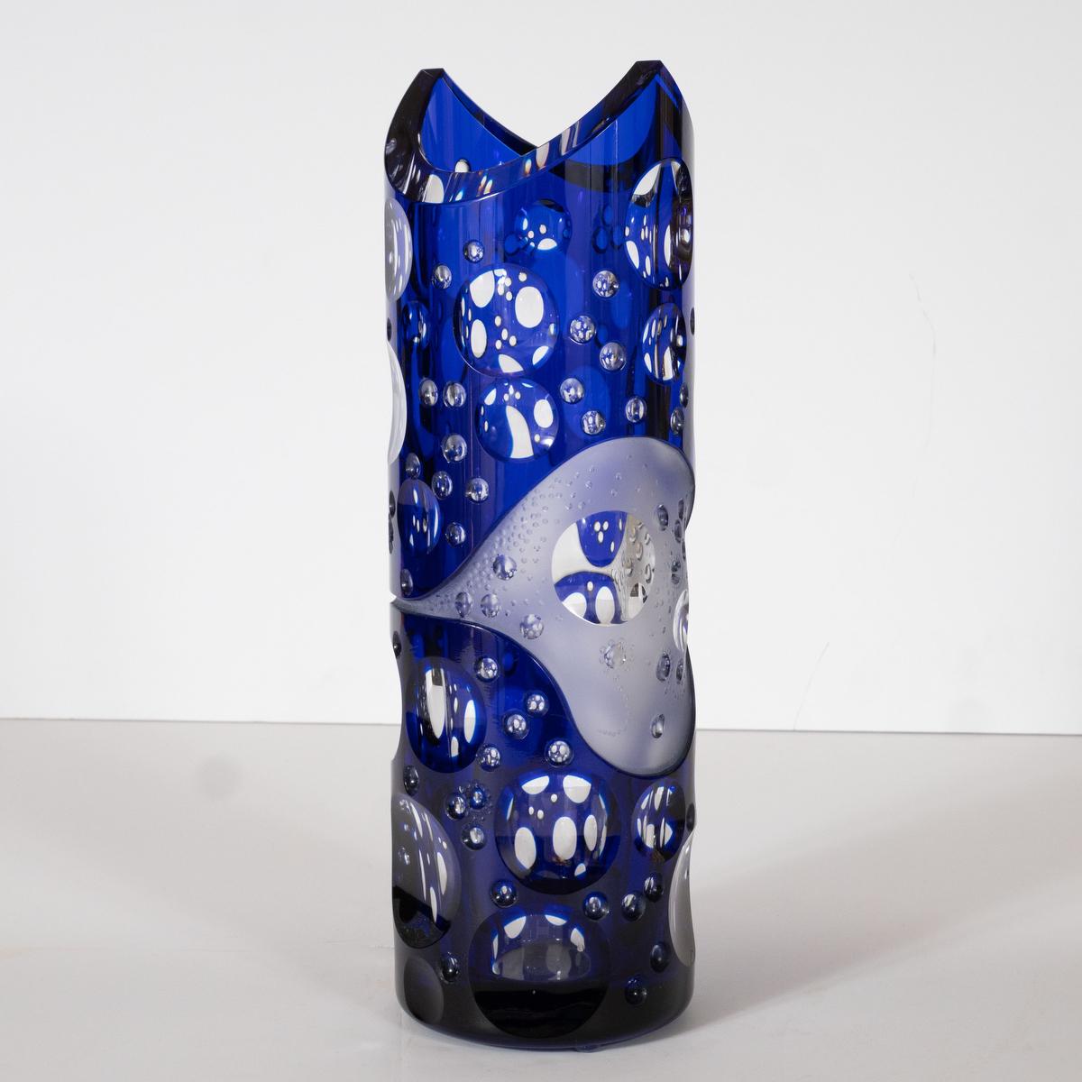 Vase Ariel en verre d'art de Jiri Jelinek Excellent état - En vente à Tarrytown, NY