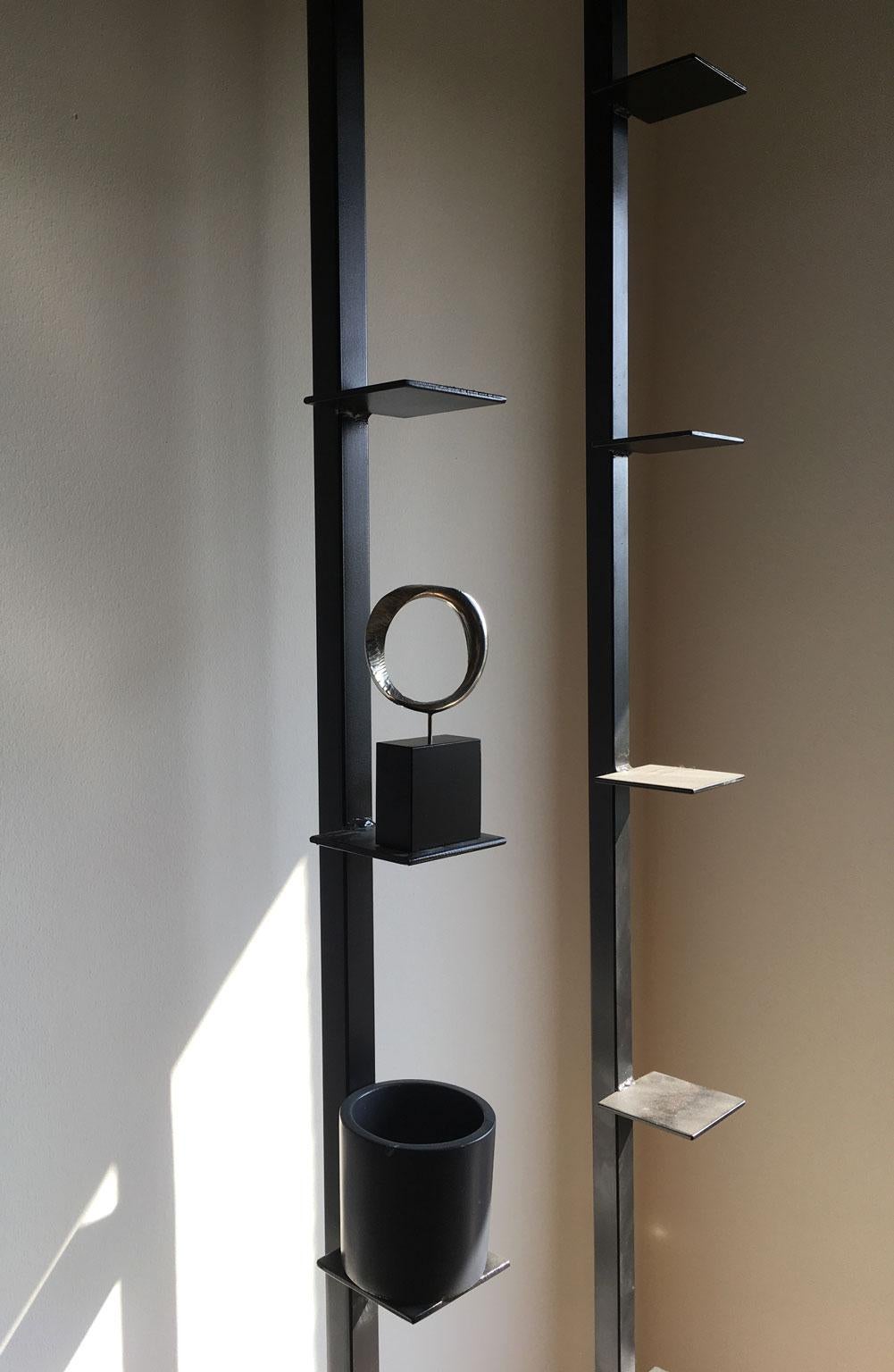 Italia Post Moderna  Scultura multipla astratta in peltro di Jiro Sugawara in vendita 18