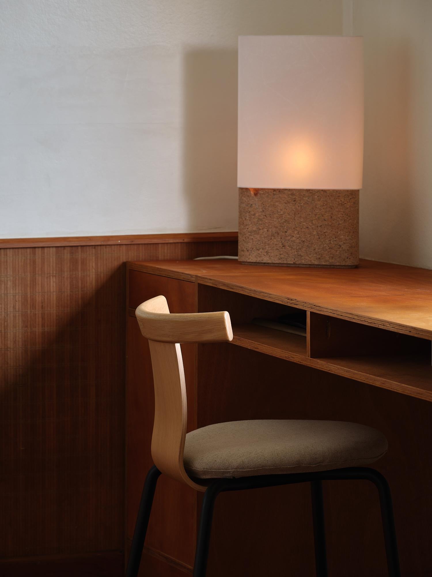 Chaise pivotante à roulettes Jiro de Resident Neuf - En vente à Geneve, CH