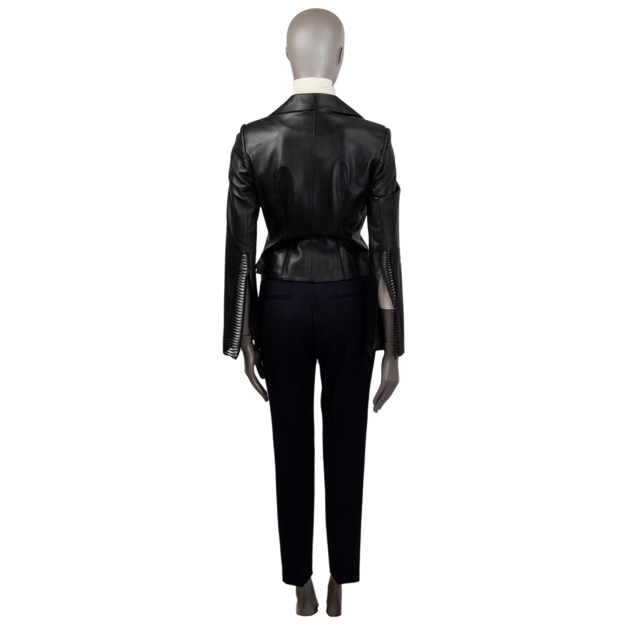JITROIS black leather SLIT-SLEEVE CROPPED Blazer Jacket 38 S In Excellent Condition In Zürich, CH