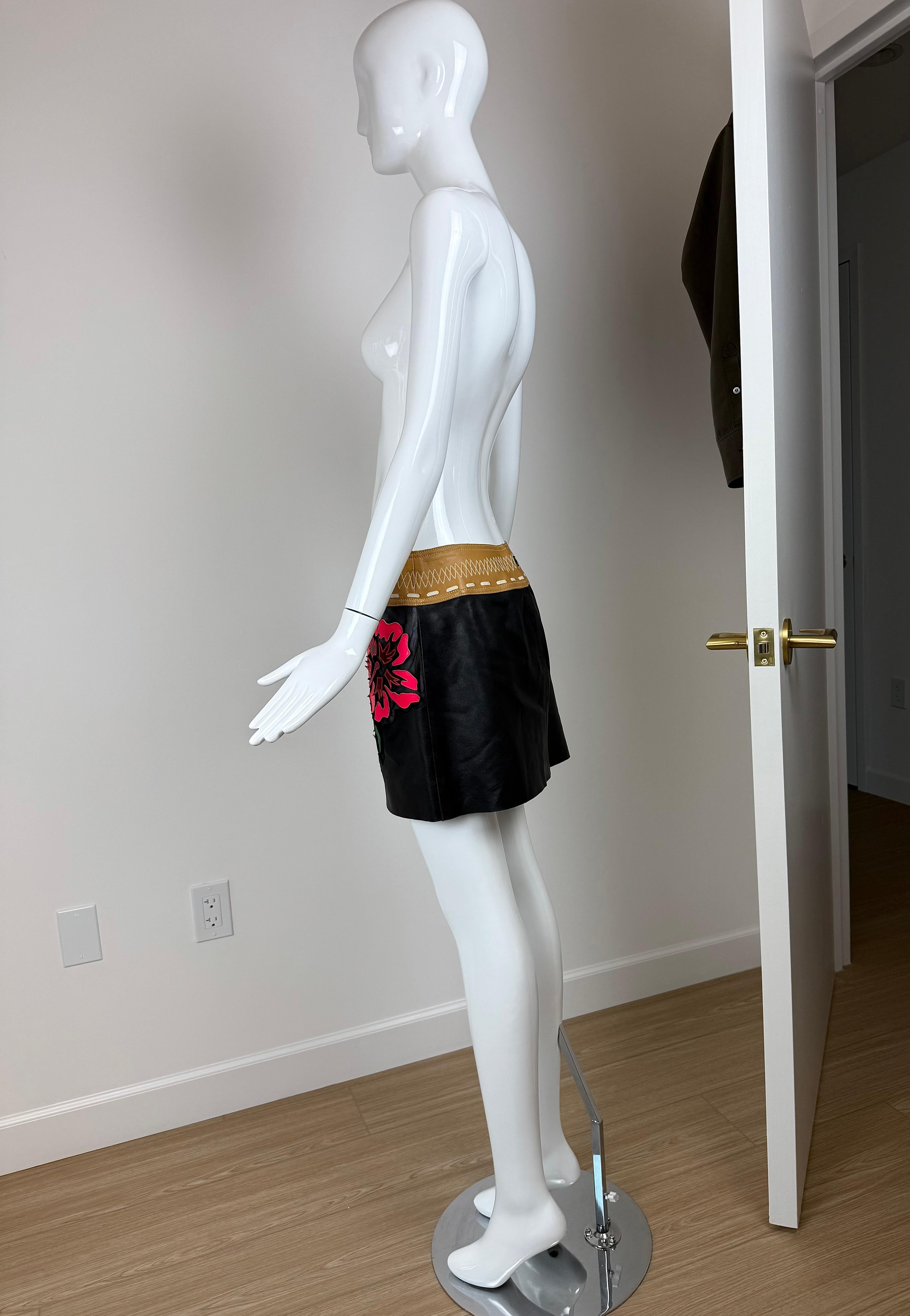 JITROIS soft lamb black leather neon floral hibiscus flower mini skirt For Sale 2