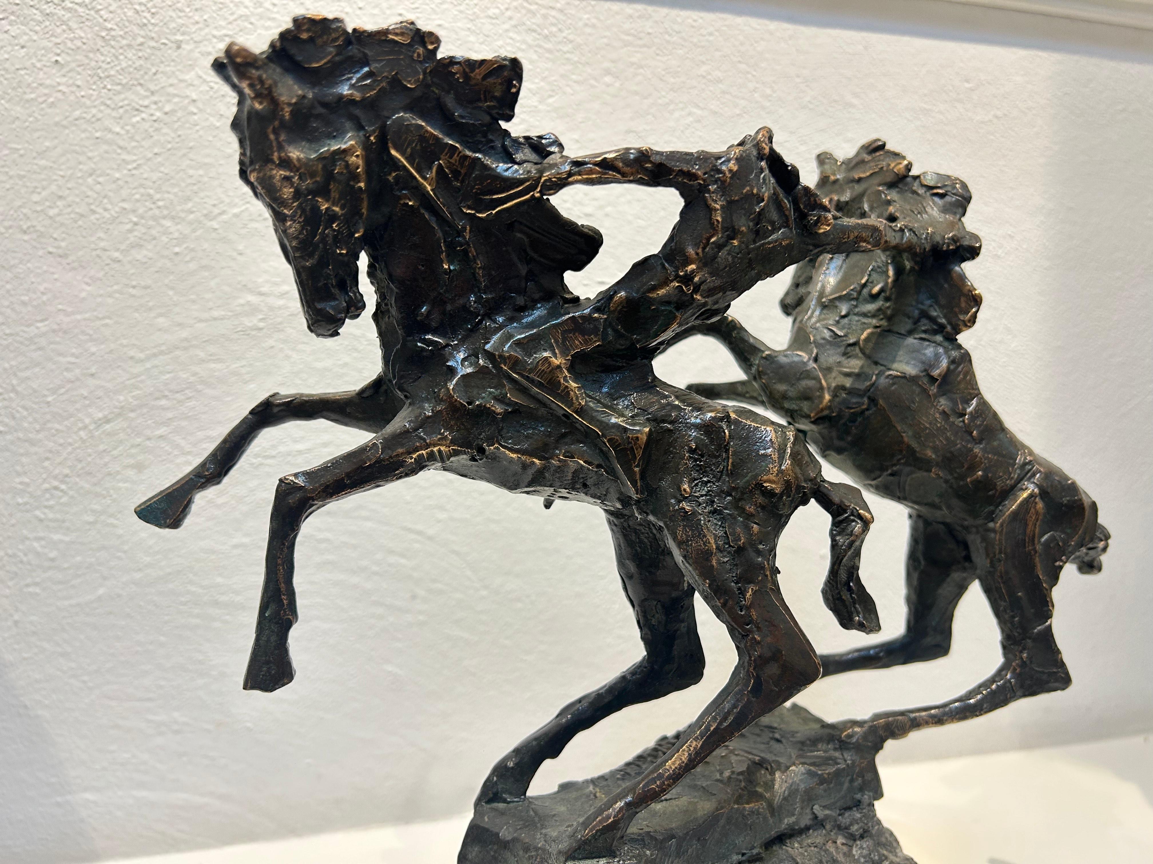 Amazone met Twee Paarden Escultura Caballo Animal Contemporáneo Bronce Nuevo En Stock en venta 3