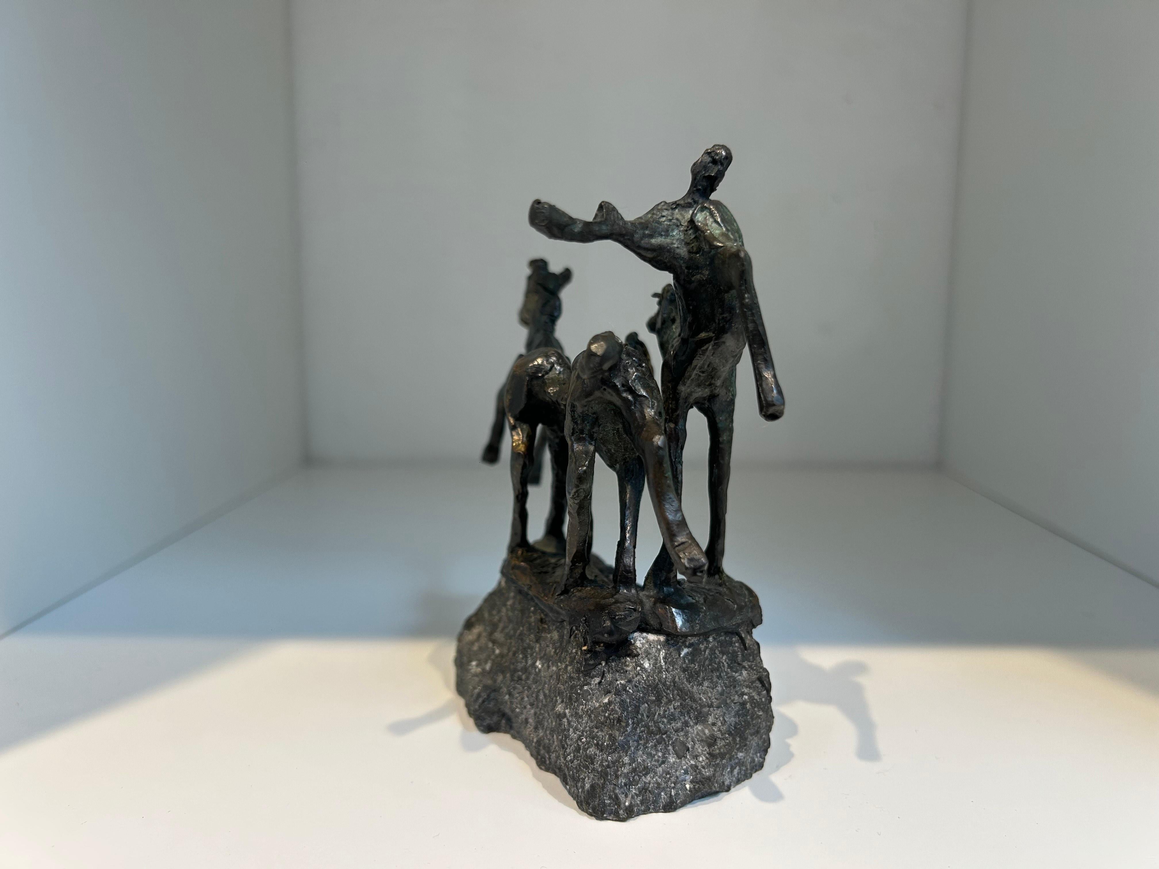 Drie Paarden Tre cavalli Scultura figurativa animale contemporanea In magazzino

Informazioni su Jits Bakker (1937-2014)
Jits Bakker era un artista olandese versatile: scultore, pittore, acquerellista, disegnatore, artista del vetro, argentiere e
