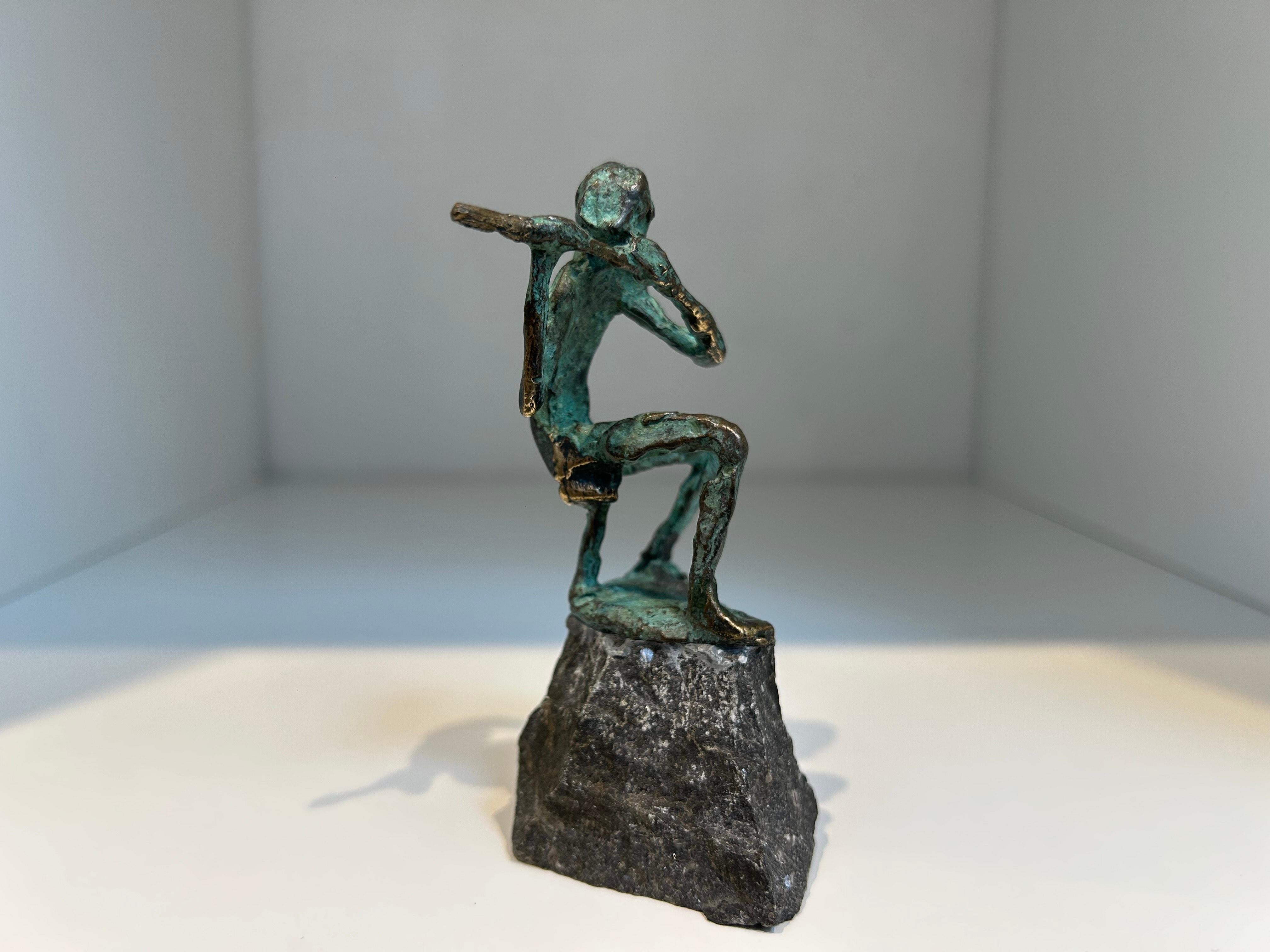 Fluitspeler Flautista Músico Escultura Contemporánea Figurativa Bronce - Figurative Sculpture Oro de Jits Bakker