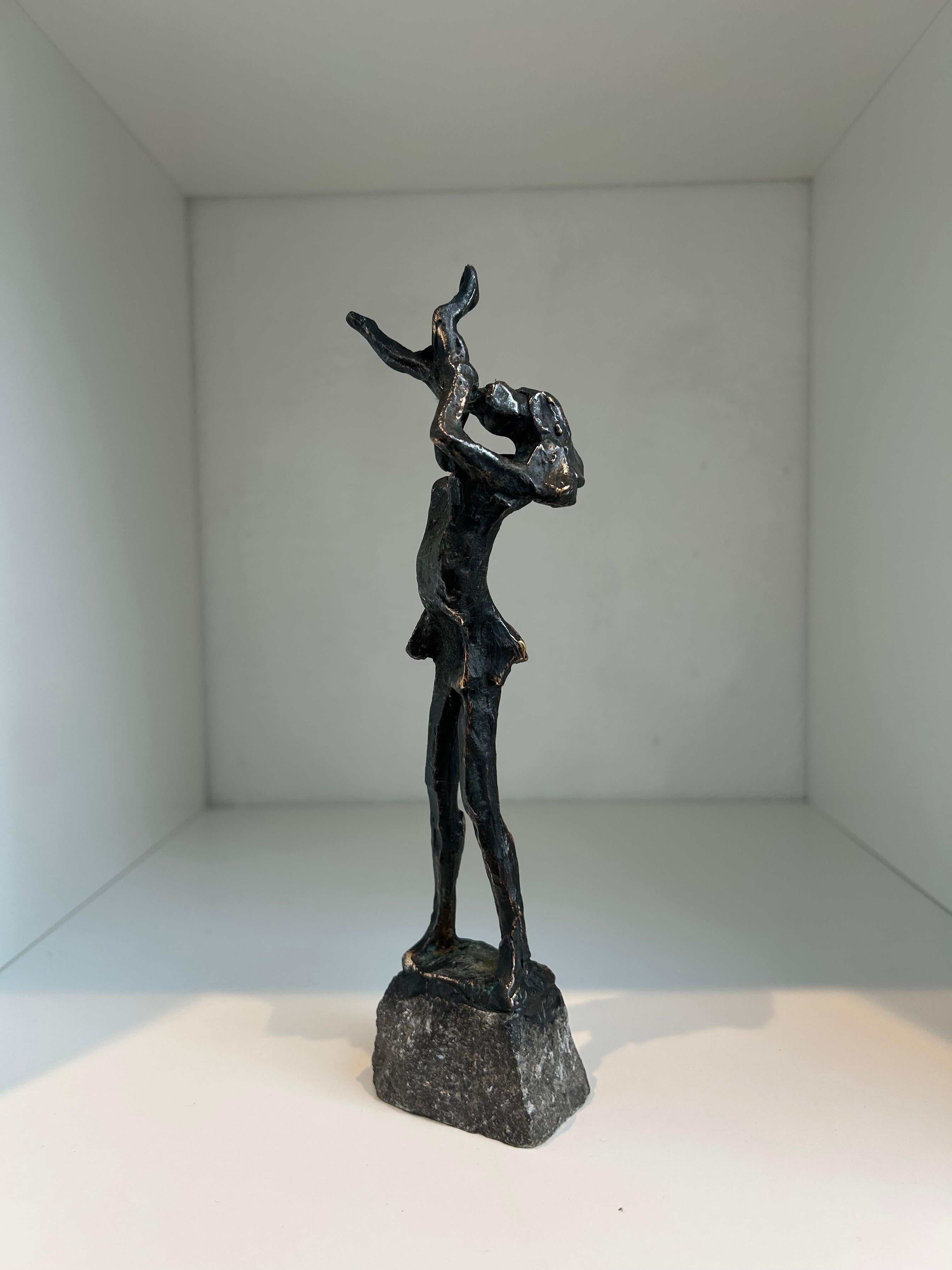 Happiness Piccola scultura nuda figurativa in bronzo Madre, Corpo e Bambino Contemporanea - Sculpture Contemporaneo di Jits Bakker