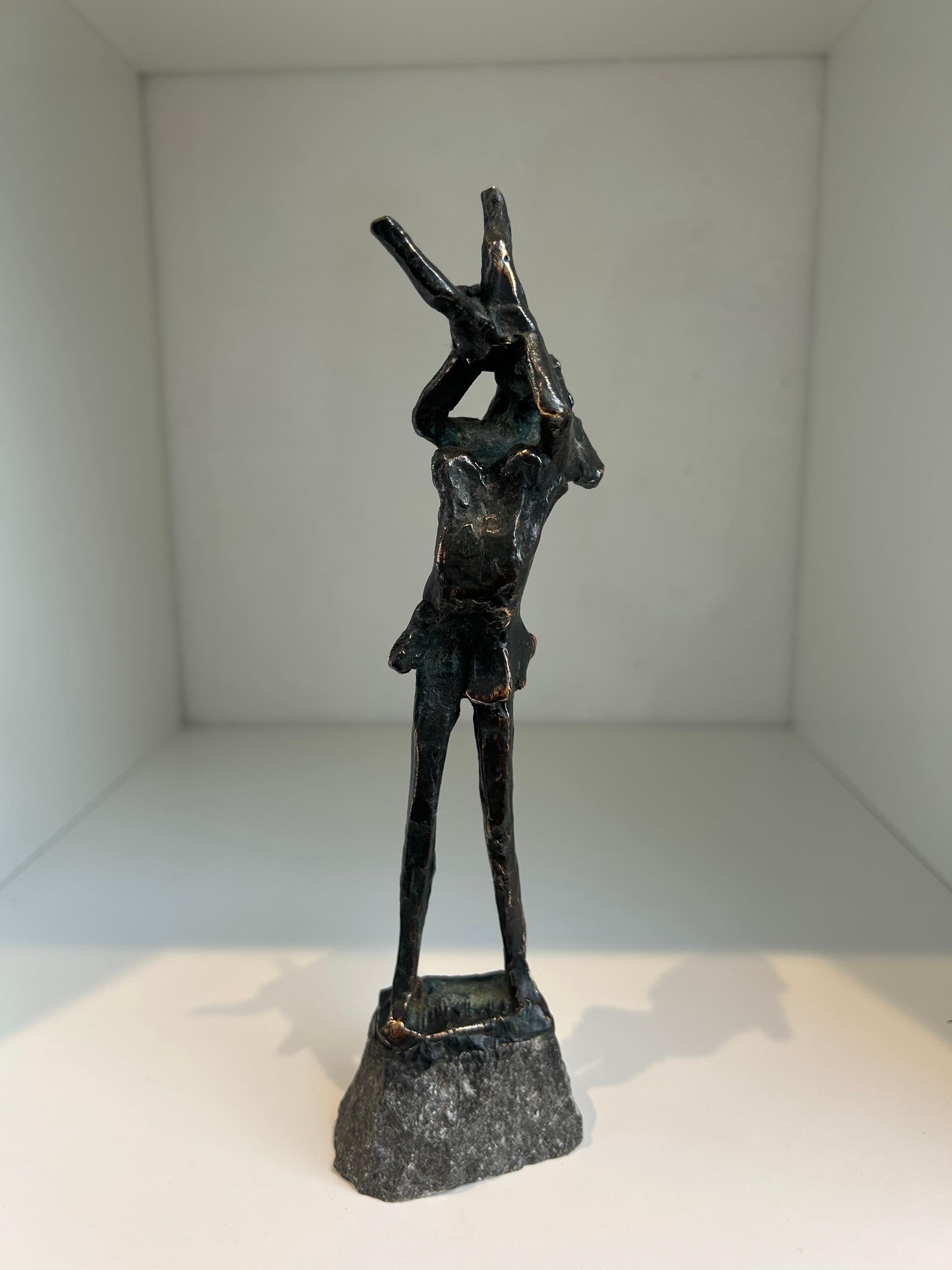 Happiness Piccola scultura nuda figurativa in bronzo Madre, Corpo e Bambino Contemporanea in vendita 1