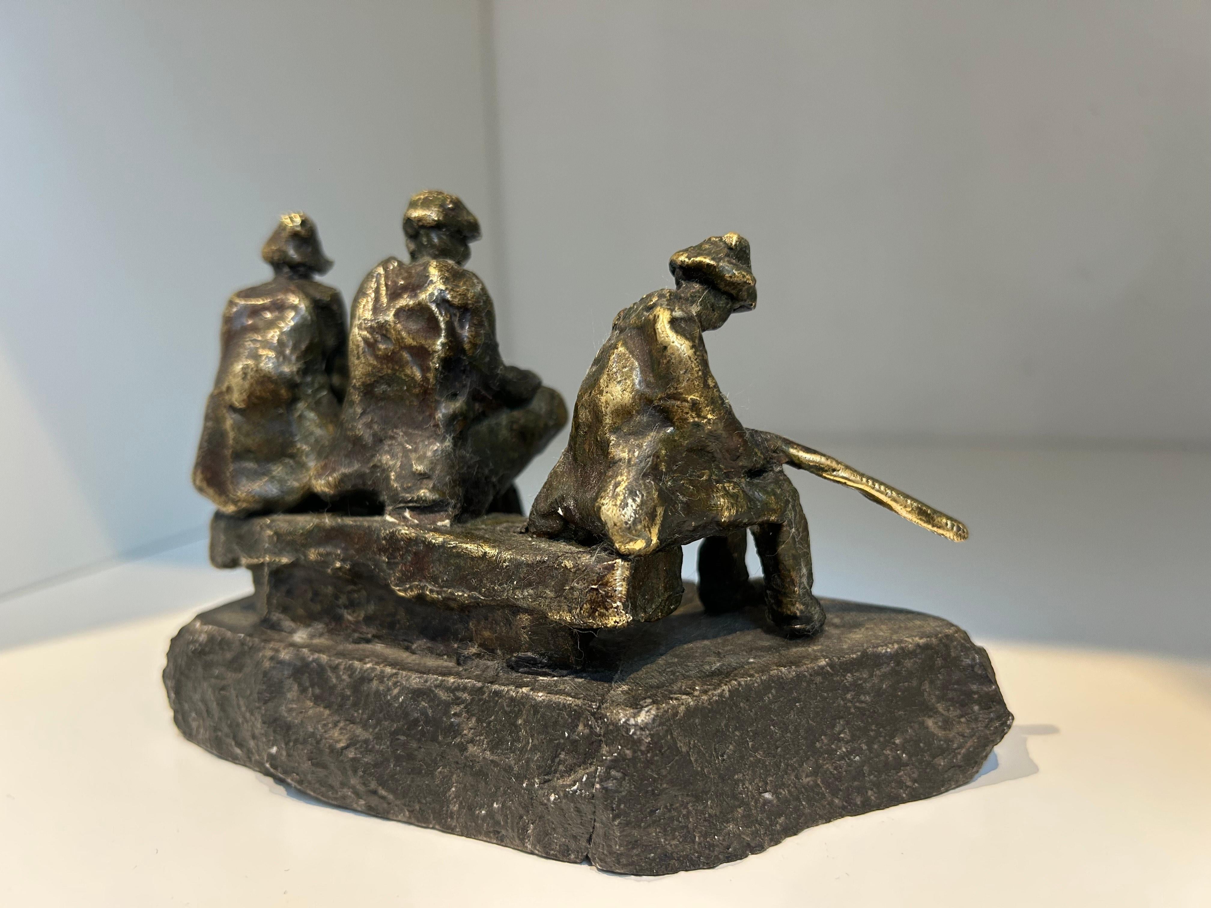 Herinnering 1 Memory 1 Men Sitting on Bench Park Sculpture Figurative En stock en vente 3