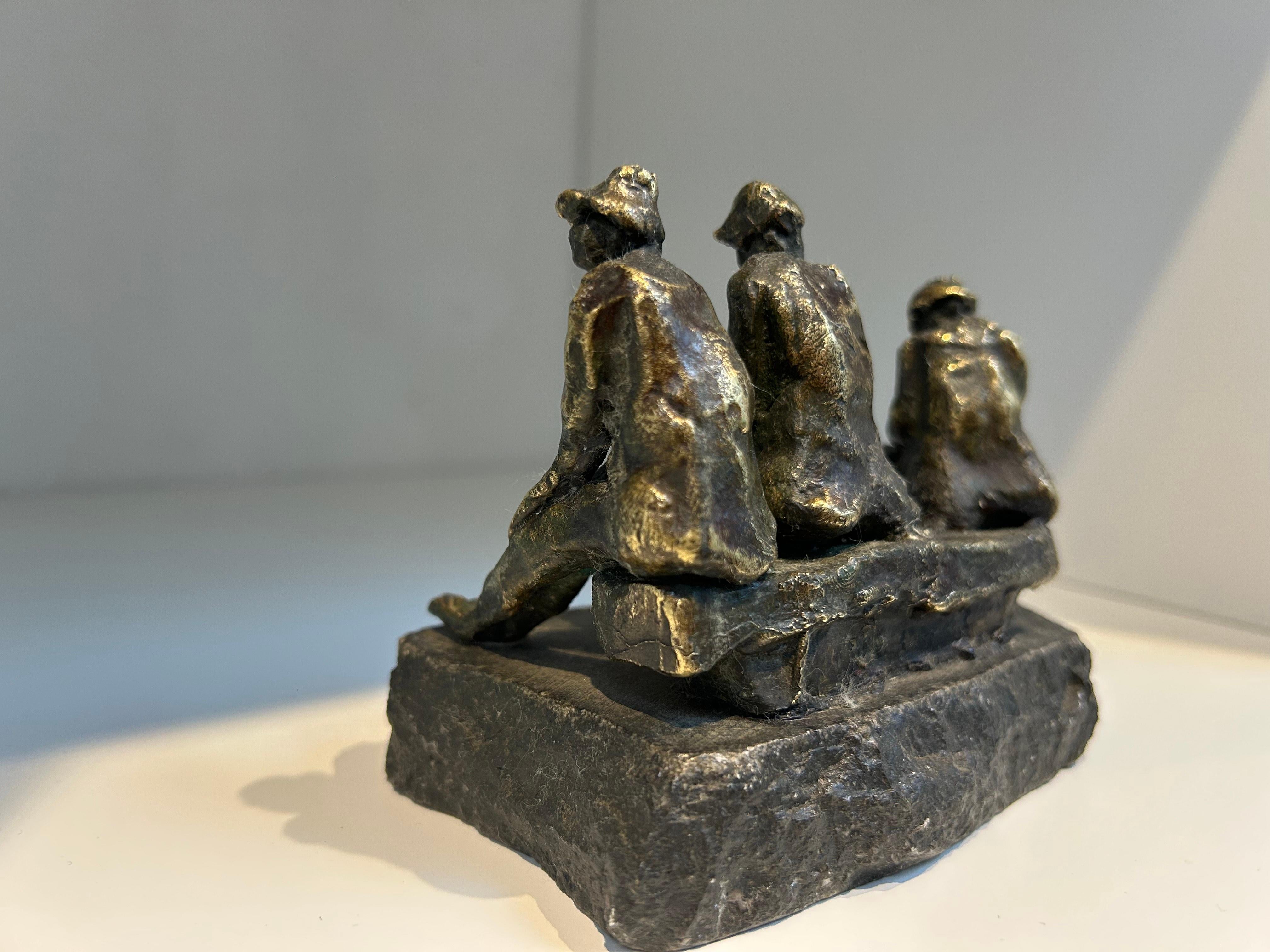 Herinnering 1 Memory 1 Men Sitting on Bench Park Sculpture Figurative En stock en vente 5