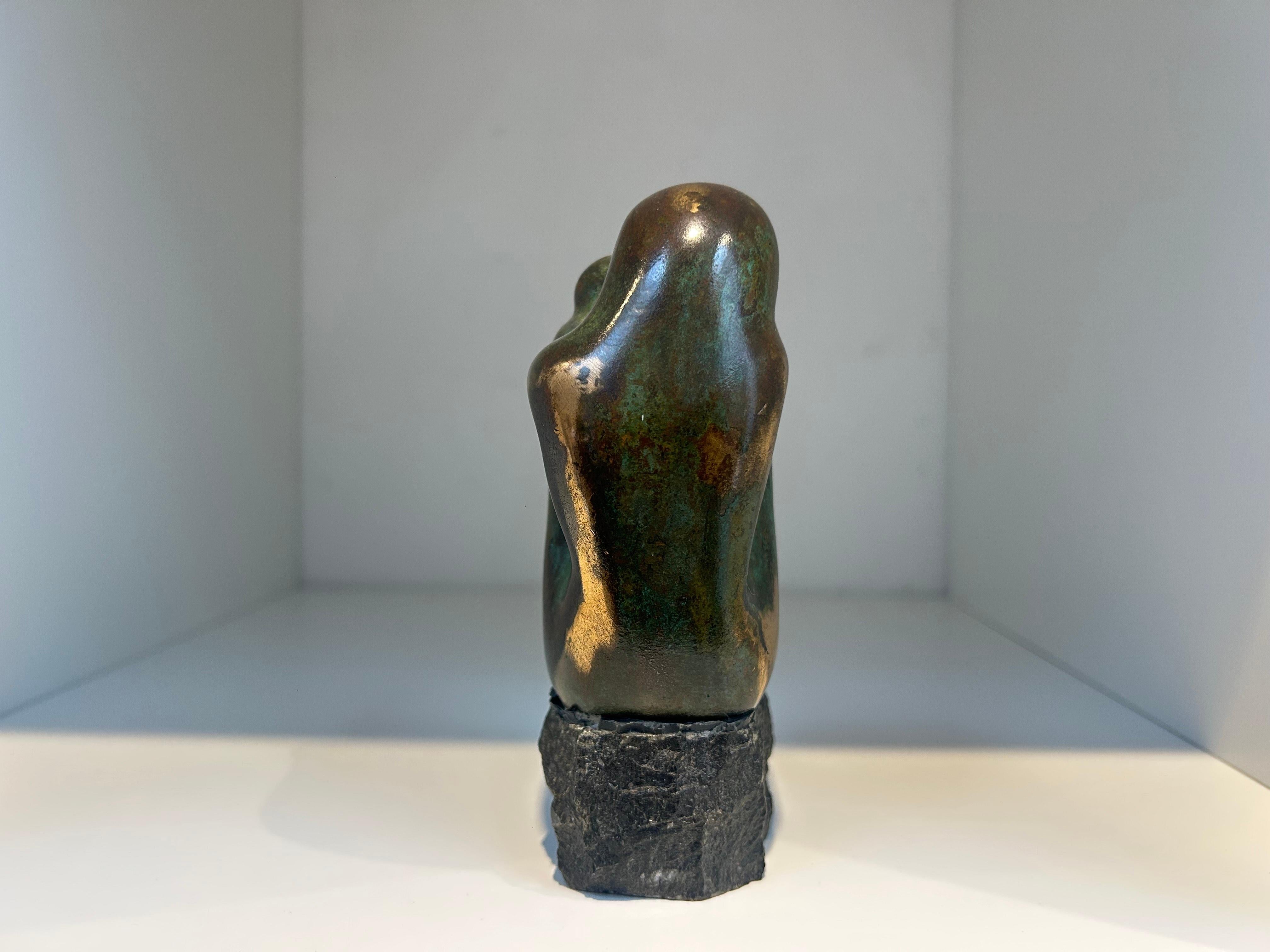 Moeder Studie 1 Mutterstudie 1 Bronze Frau Moderne Skulptur Stein Neu auf Lager (Gold), Nude Sculpture, von Jits Bakker