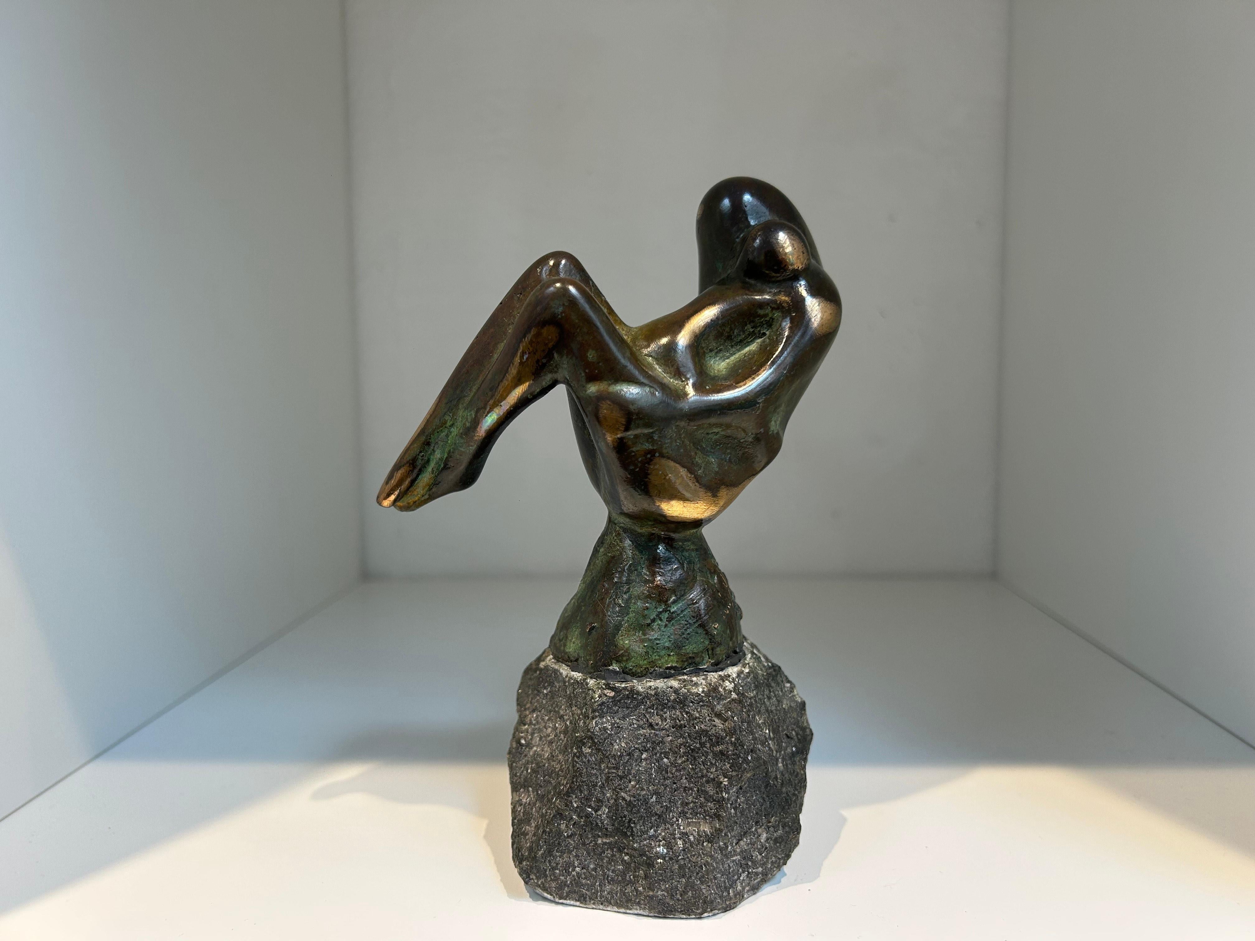 Figurative Sculpture di Jits Bakker - Moeder Studie 3 Madre Studie 3 Bronzo Scultura figurativa contemporanea In magazzino
