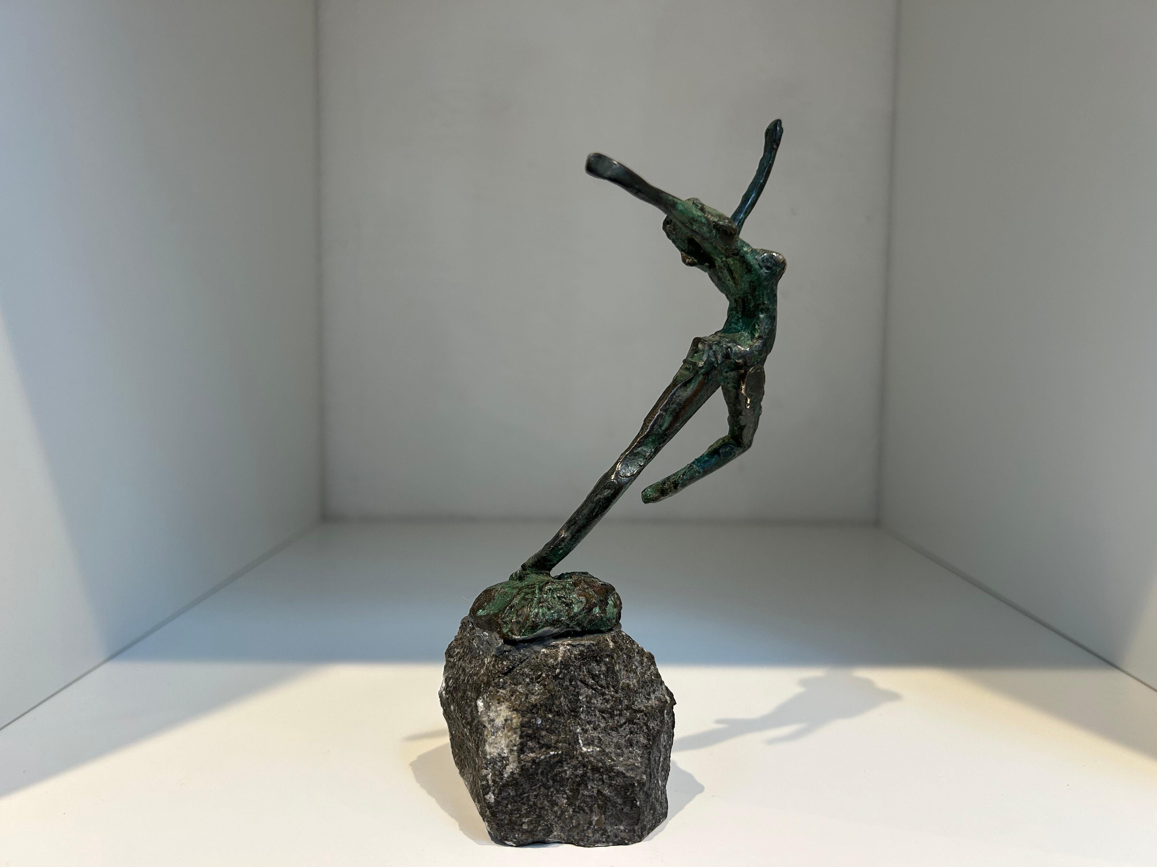 Olympiade Danseres Bailarina Olímpica Bronce Escultura Figurativa Mujer Cuerpo Desnudo en venta 1