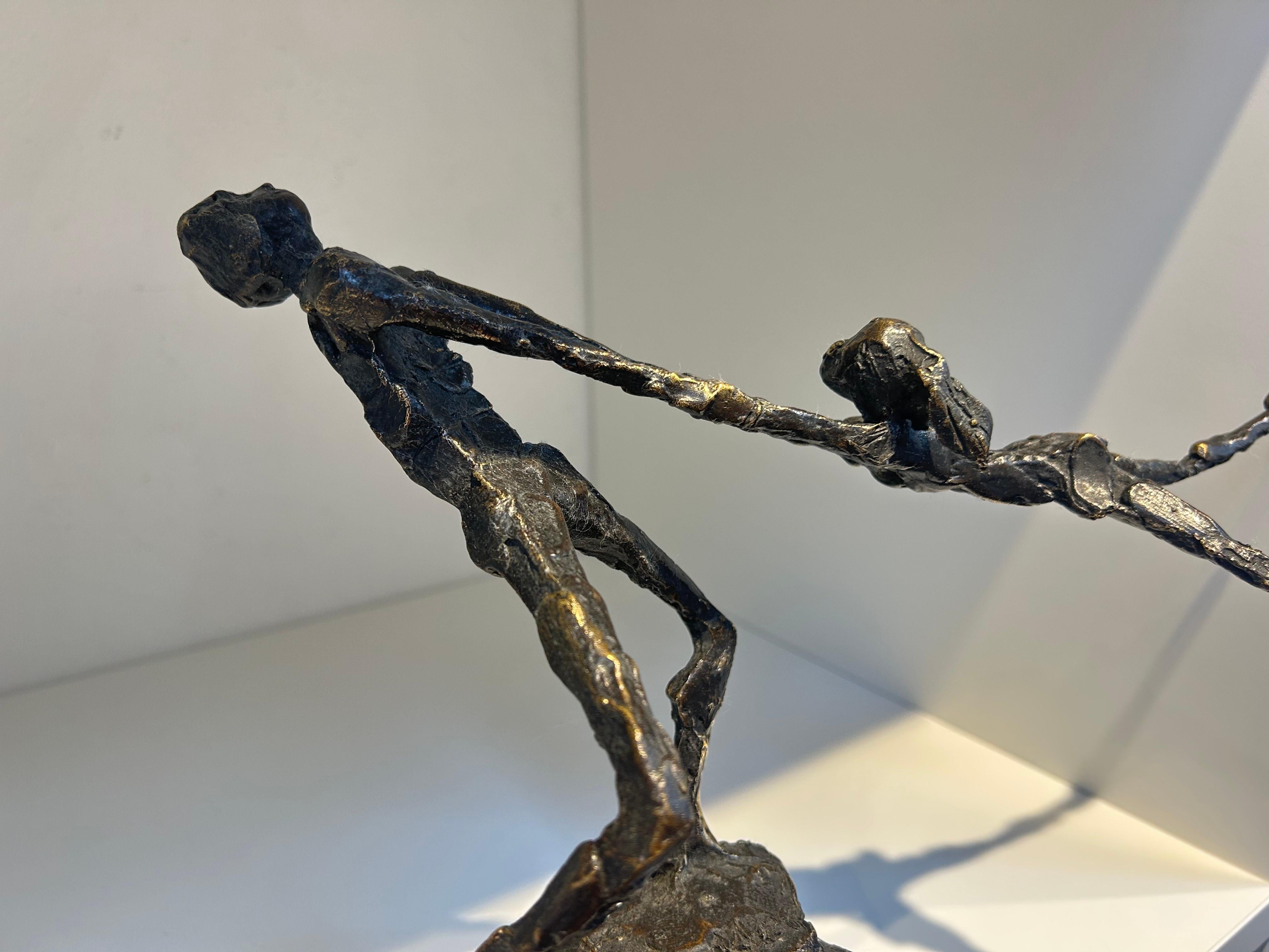 Slingeren Swirling Swinging Bronze Sculpture Dancing Figurative In Stock For Sale 1