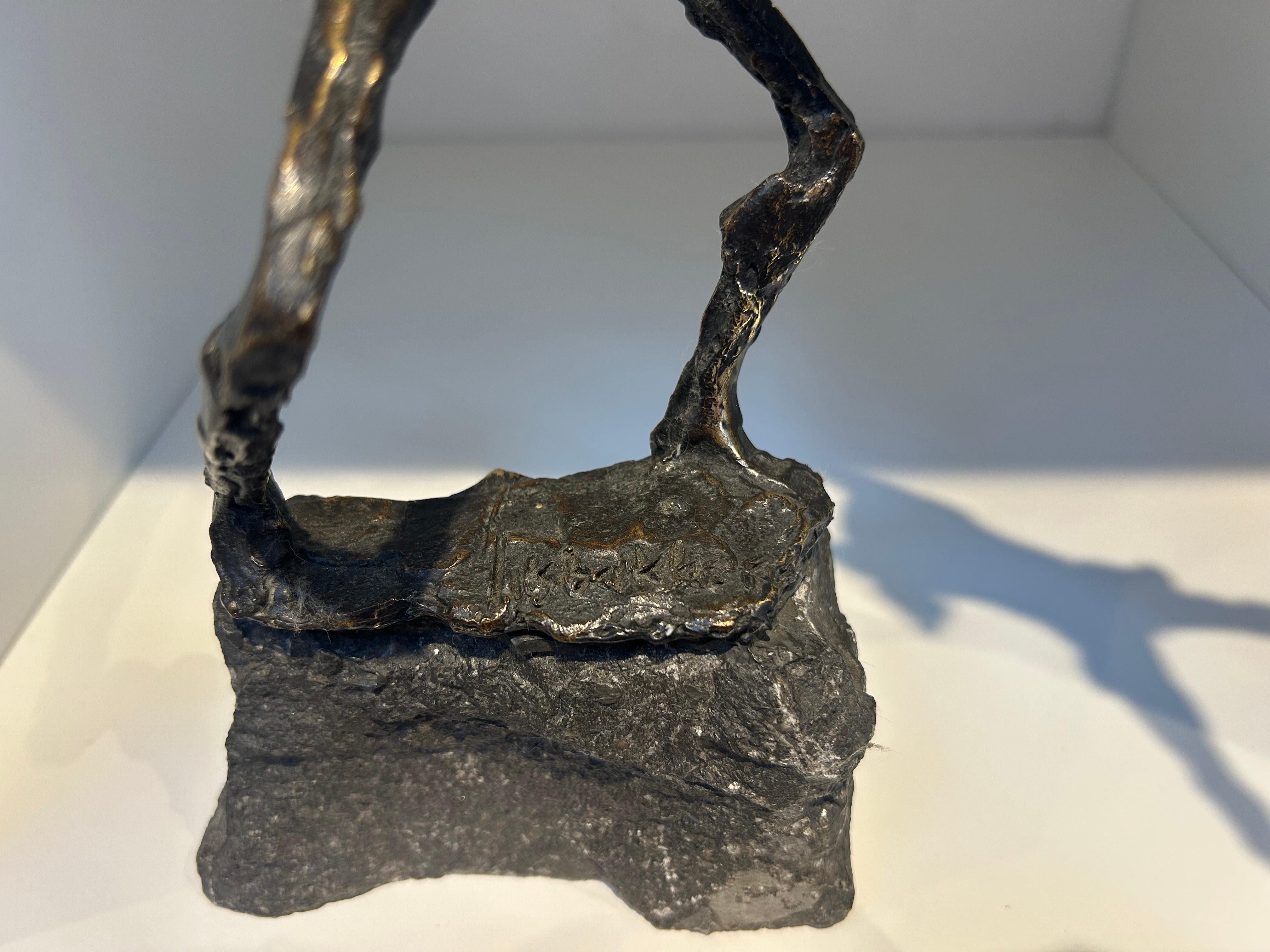 Slingeren Swirling Swinging Bronze Sculpture Dancing Figurative In Stock For Sale 2