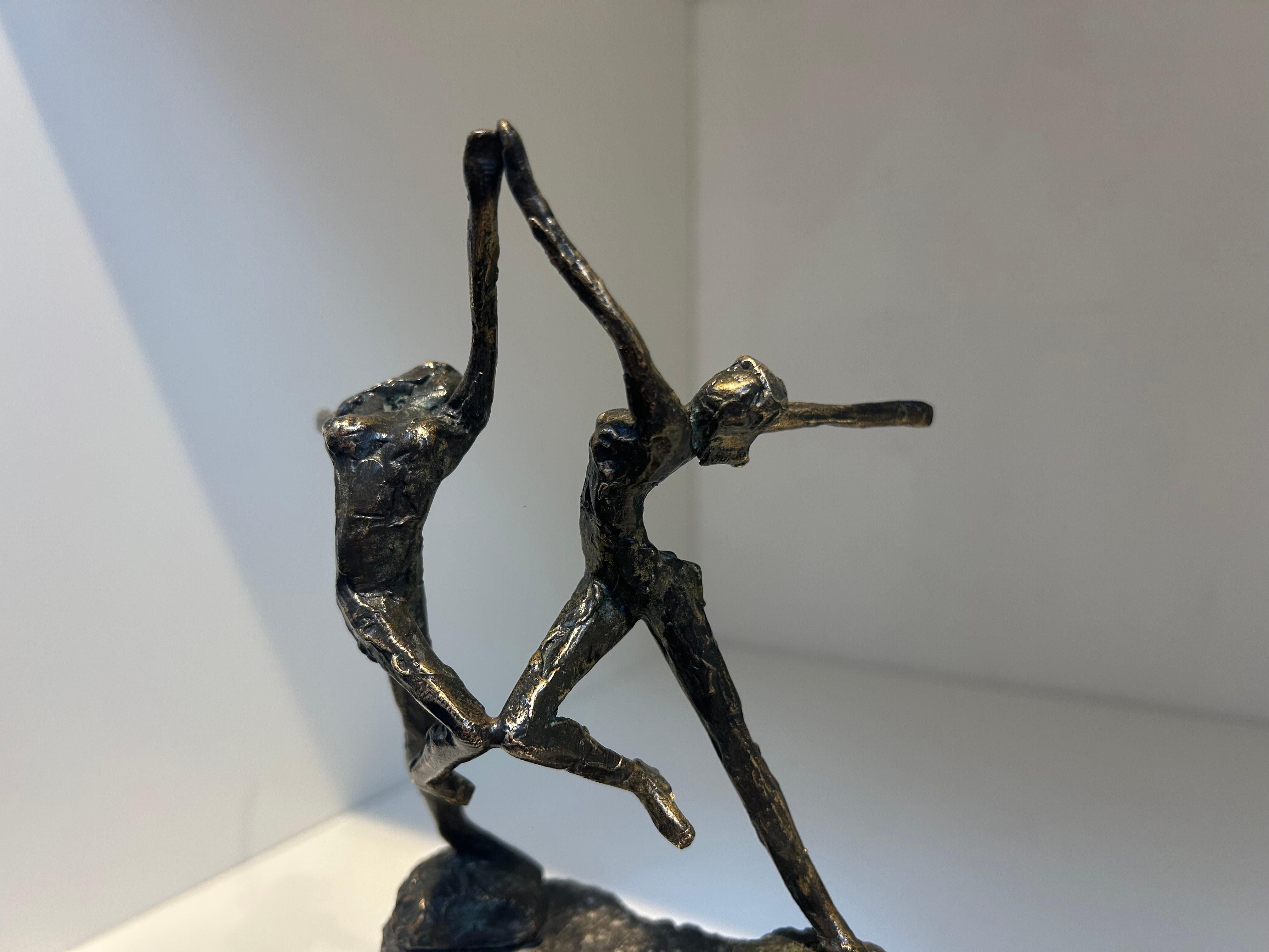 Sculpture moderne d'une danseuse Olympiade Tweede dansant femme dansant, neuve en stock en vente 1