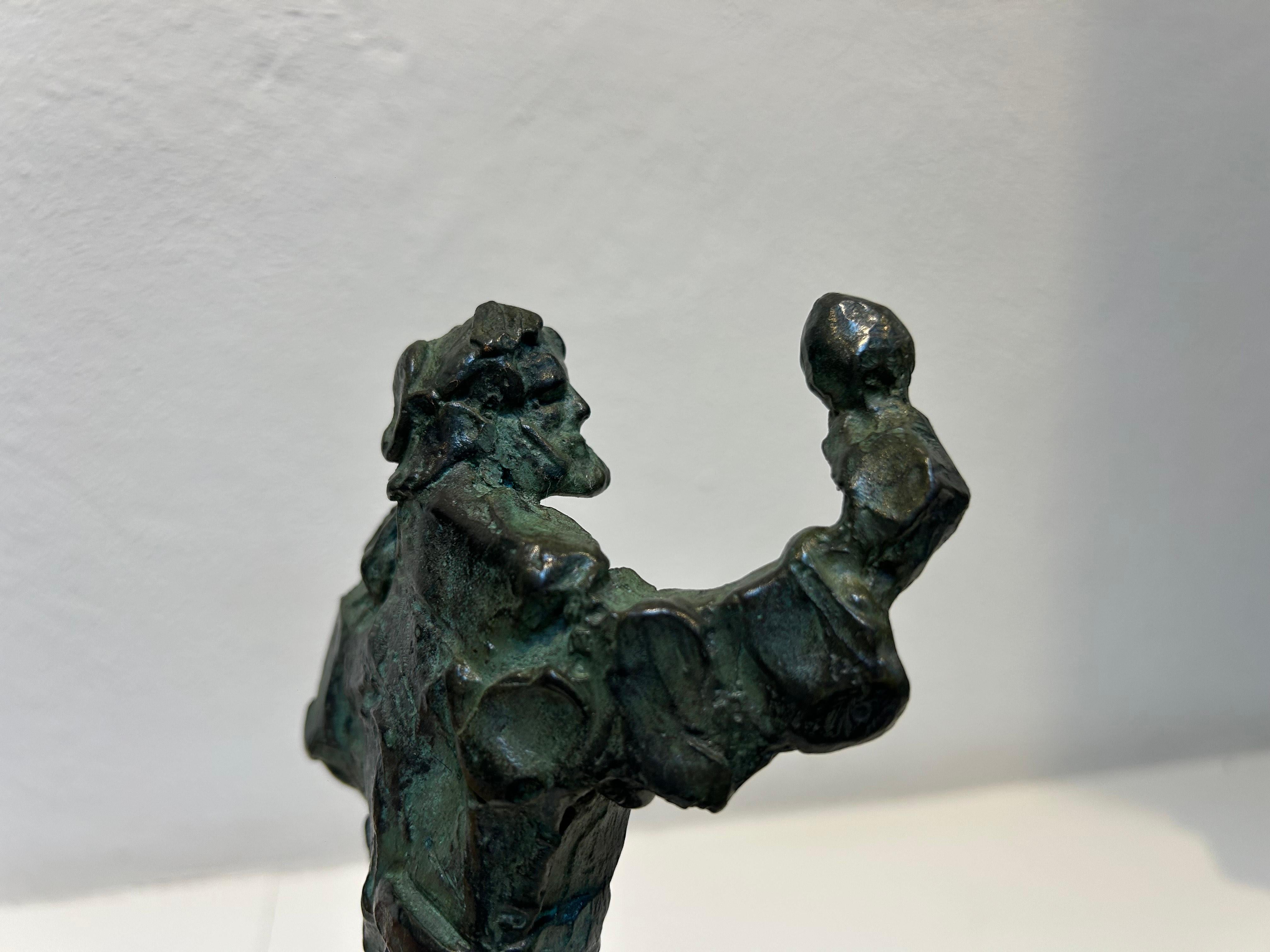Vinoloog Vinologist Wine Tasting Bronze Figurative Men Sculpture Contemporary 

Jits Bakker was a versatile Dutch artist: sculptor, painter, watercolorist, drawer, glass artist, silversmith, and graphic artist. He refused to be confined by one