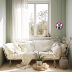 Hada napolitana - Pintura caprichosa de pájaros y postres en tono magenta sobre madera