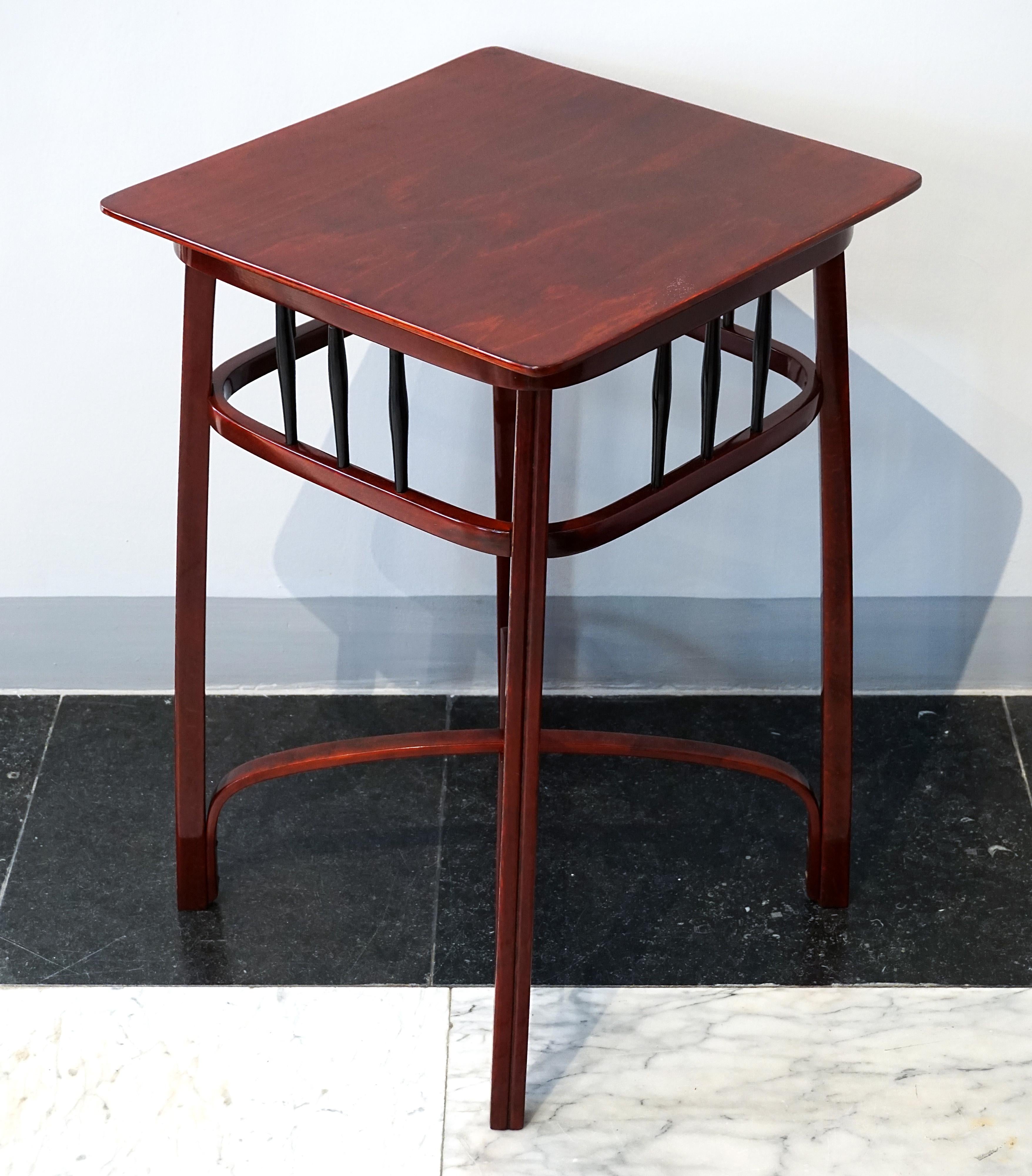 Austrian J.&J. Kohn Art Nouveau Waiting Table, Mahogany stained, Austria, Around 1905 For Sale