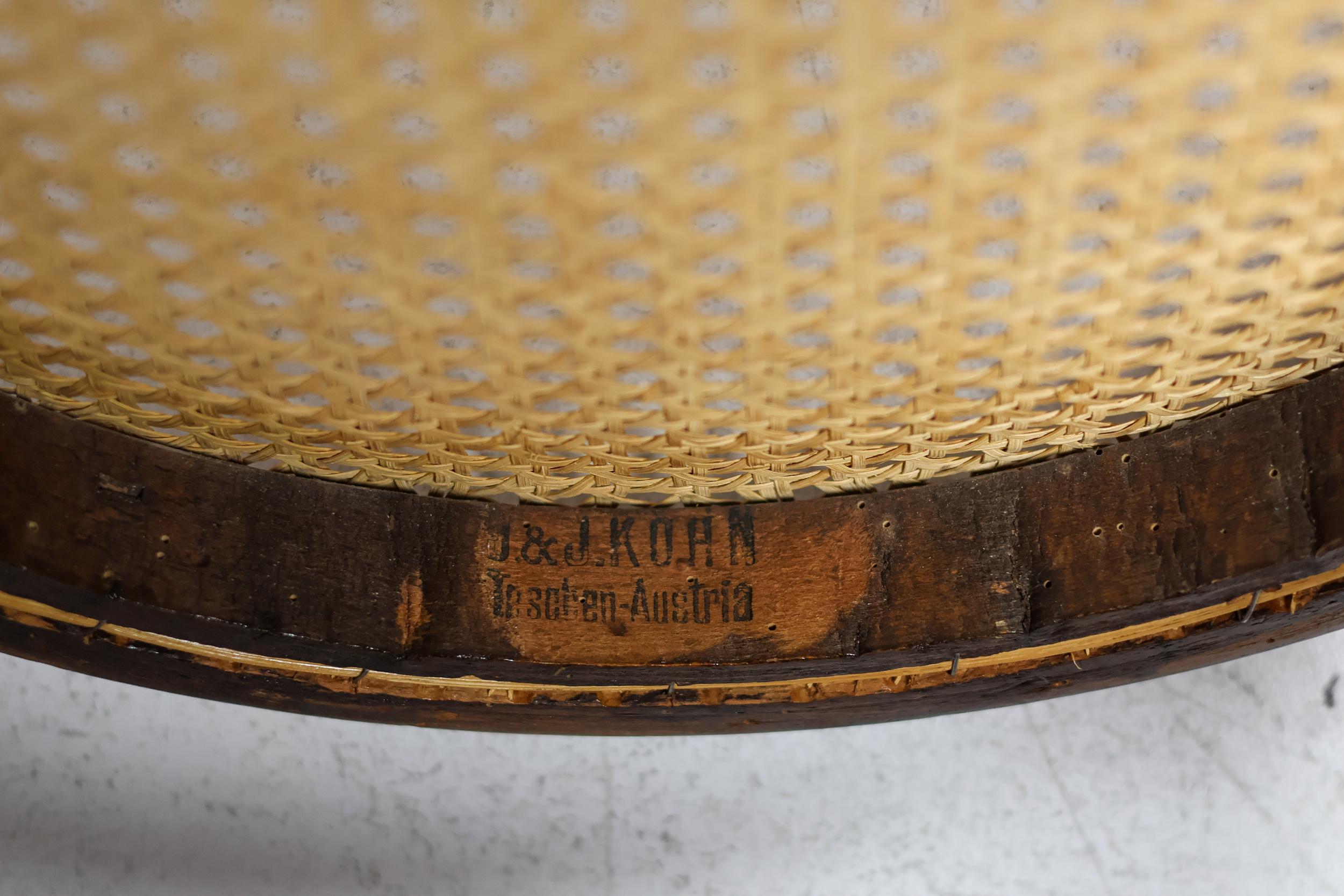 Sedia da caffè J&J Kohn, 1950 circa in vendita 1
