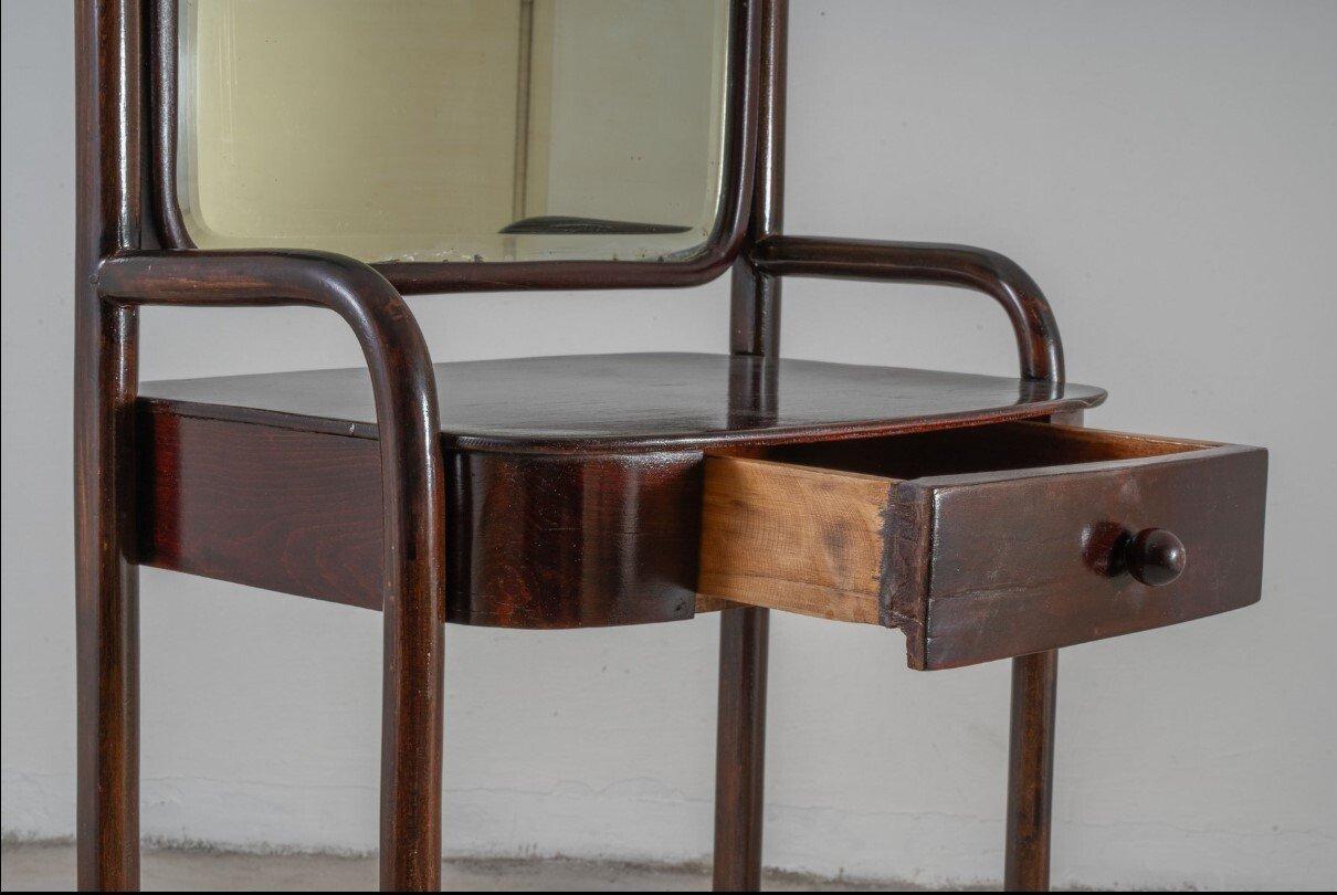 Austriaco J.&J. Kohn - Josef Hoffmann - Set di tavolini da toilette - Beeche in vendita