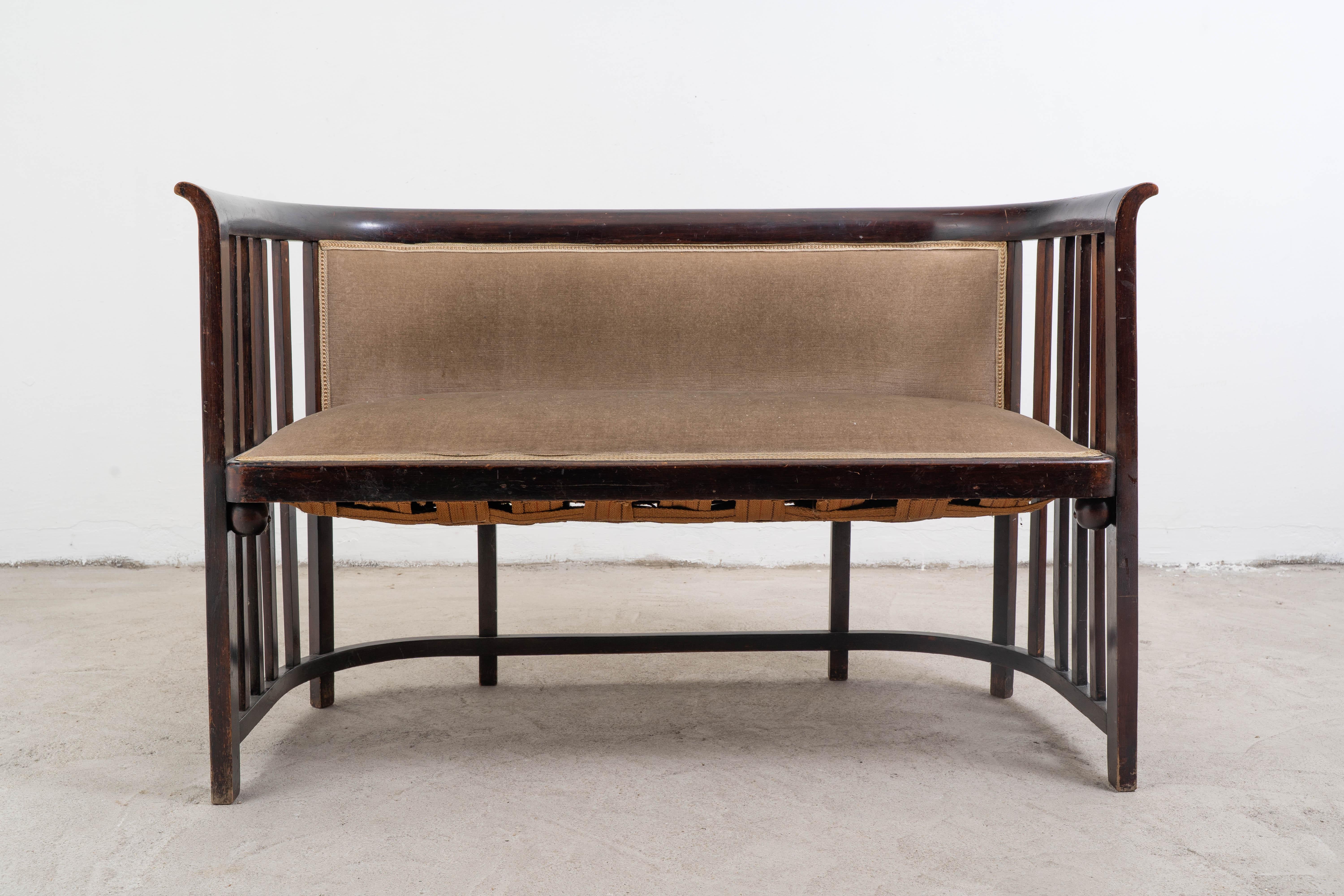 Art Nouveau J.&J. Kohn - Josef Hoffmann - Seating group (3) - Fledermaus - Beech For Sale