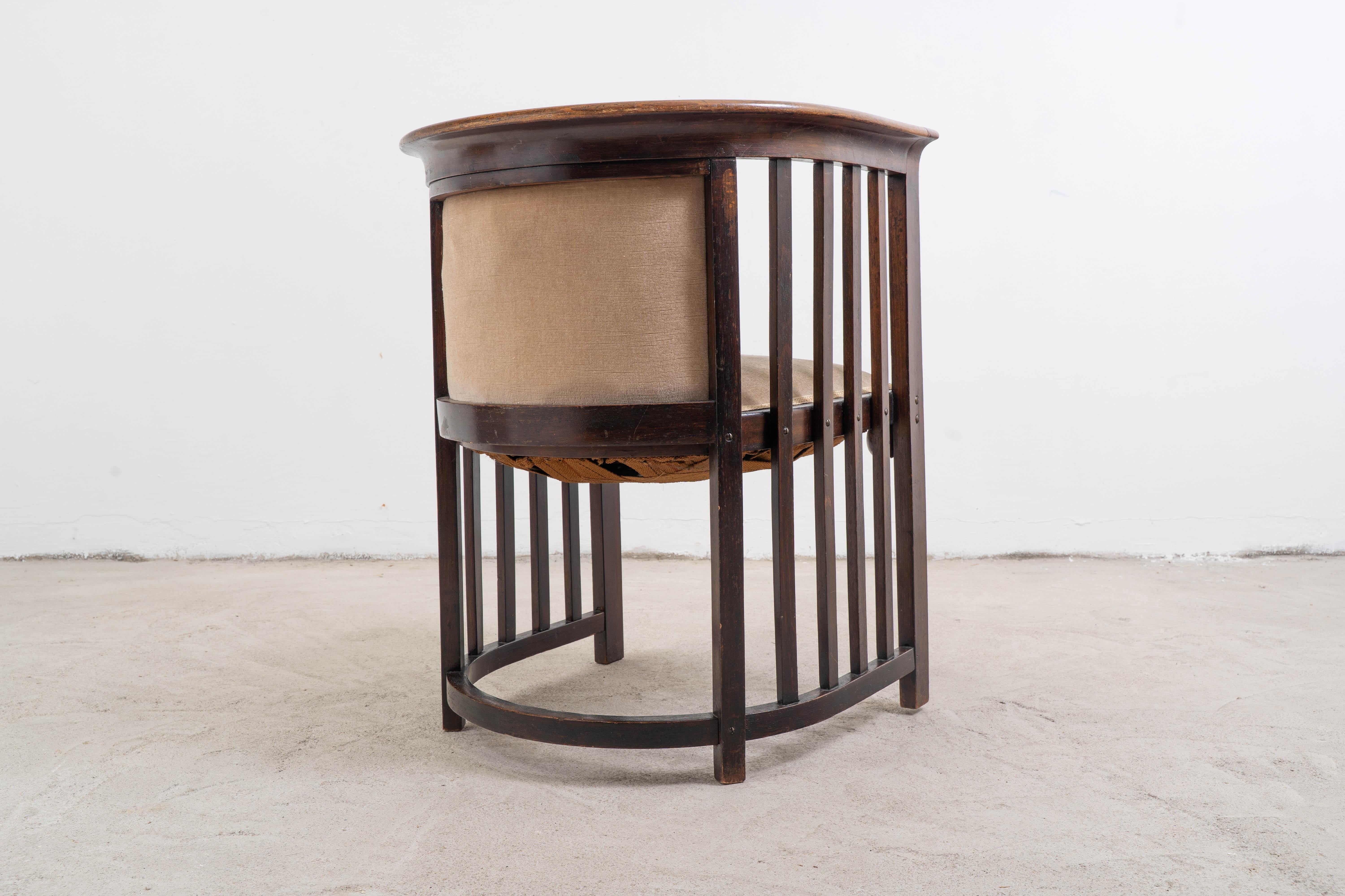 Early 20th Century J.&J. Kohn - Josef Hoffmann - Seating group (3) - Fledermaus - Beech For Sale