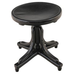 Tabourets en bois