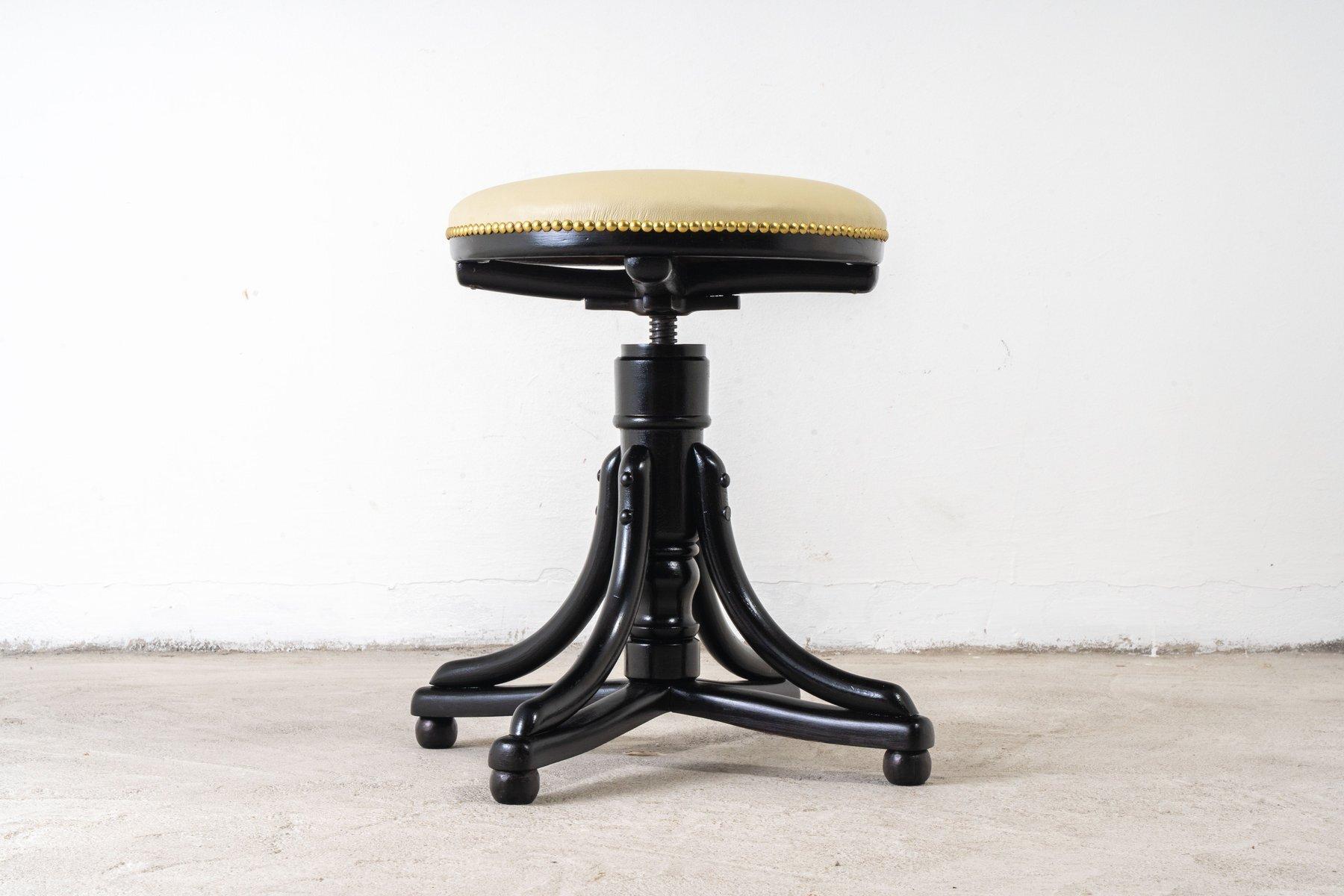 J.&J. Kohn - Tabouret - Beeche en vente 6